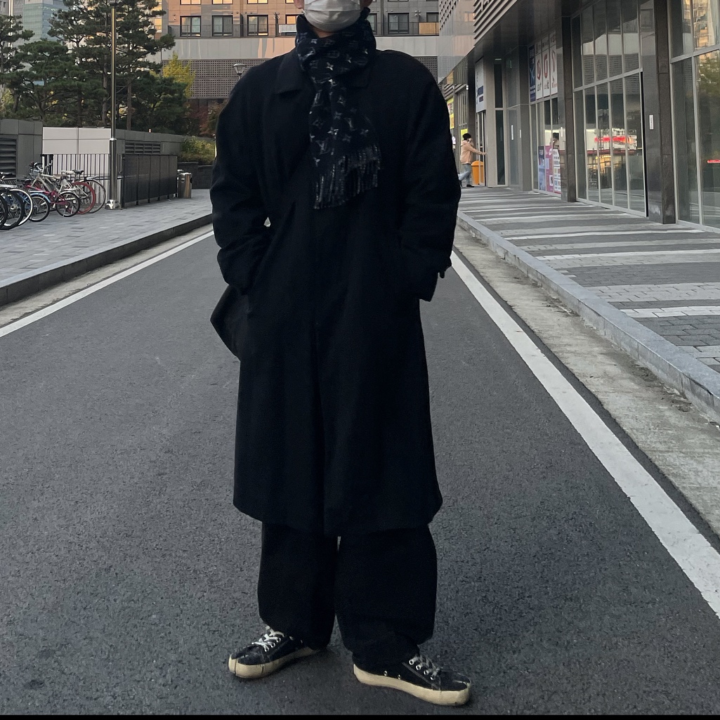 Maison Margiela Tabi Paint Drop Sneakers Black 착용 스타일