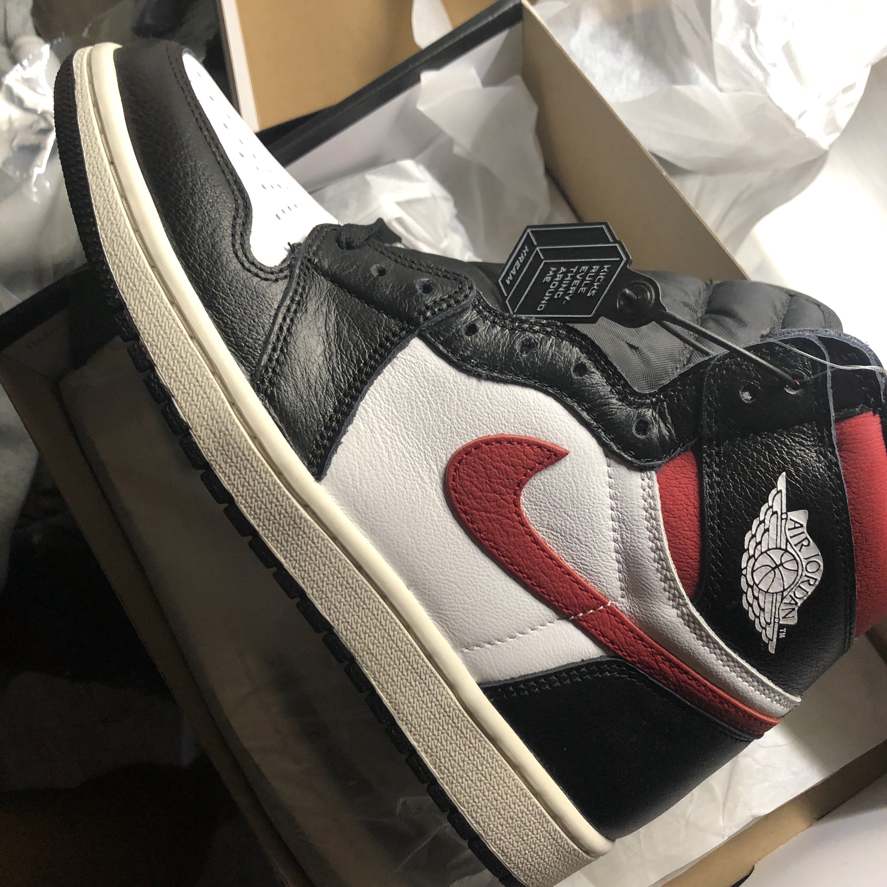 Jordan 1 Retro High OG Gym Red 착용 스타일 - 1