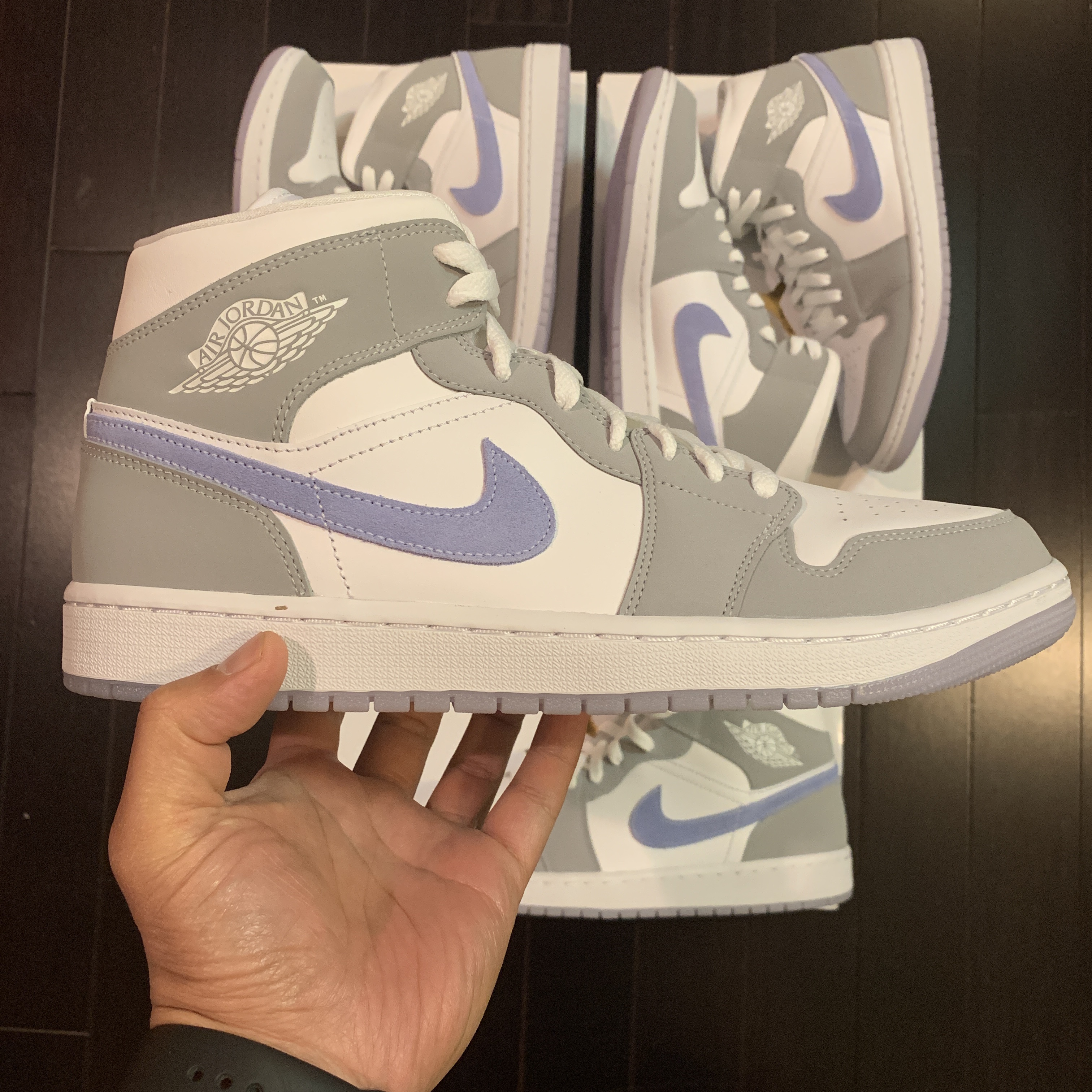 (W) Jordan 1 Mid Wolf Grey 착용 스타일