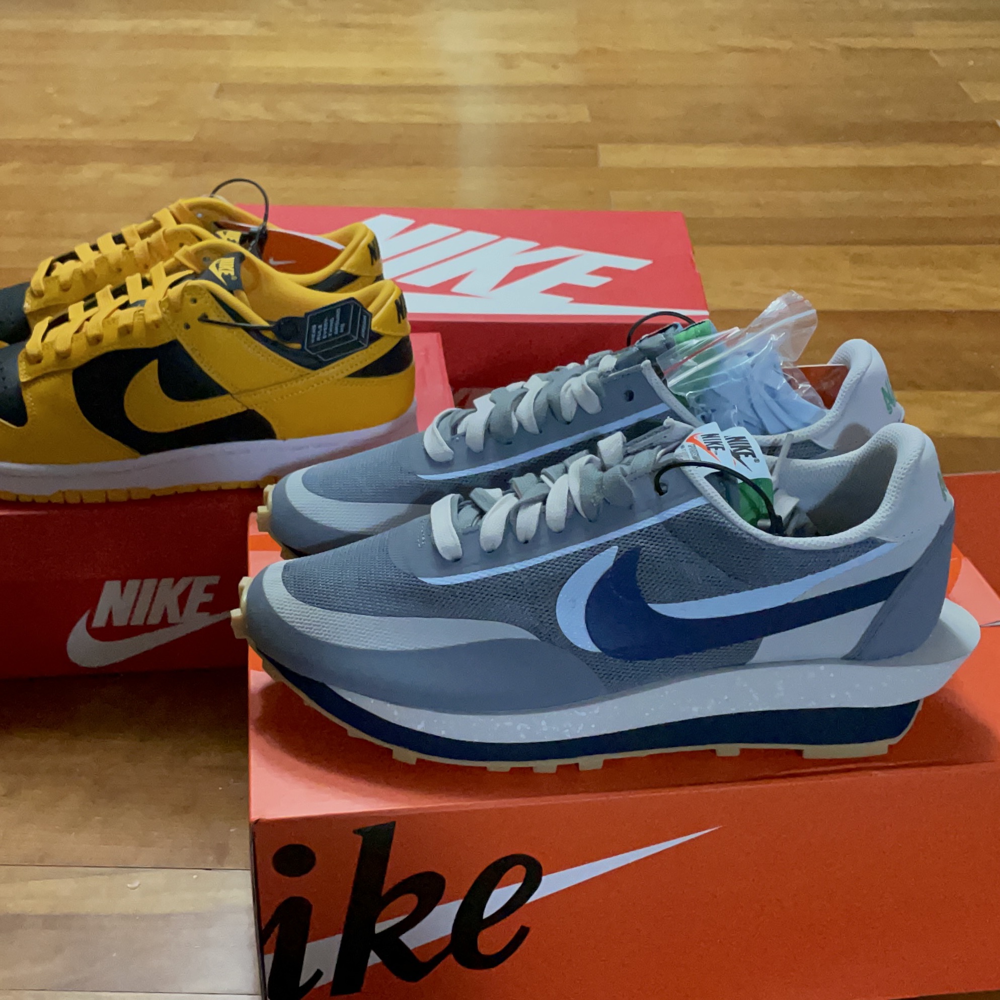 Nike x Sacai x Clot LDWaffle Cool Grey, Nike Dunk Low Retro Championship Goldenrod 착용 스타일 - 5