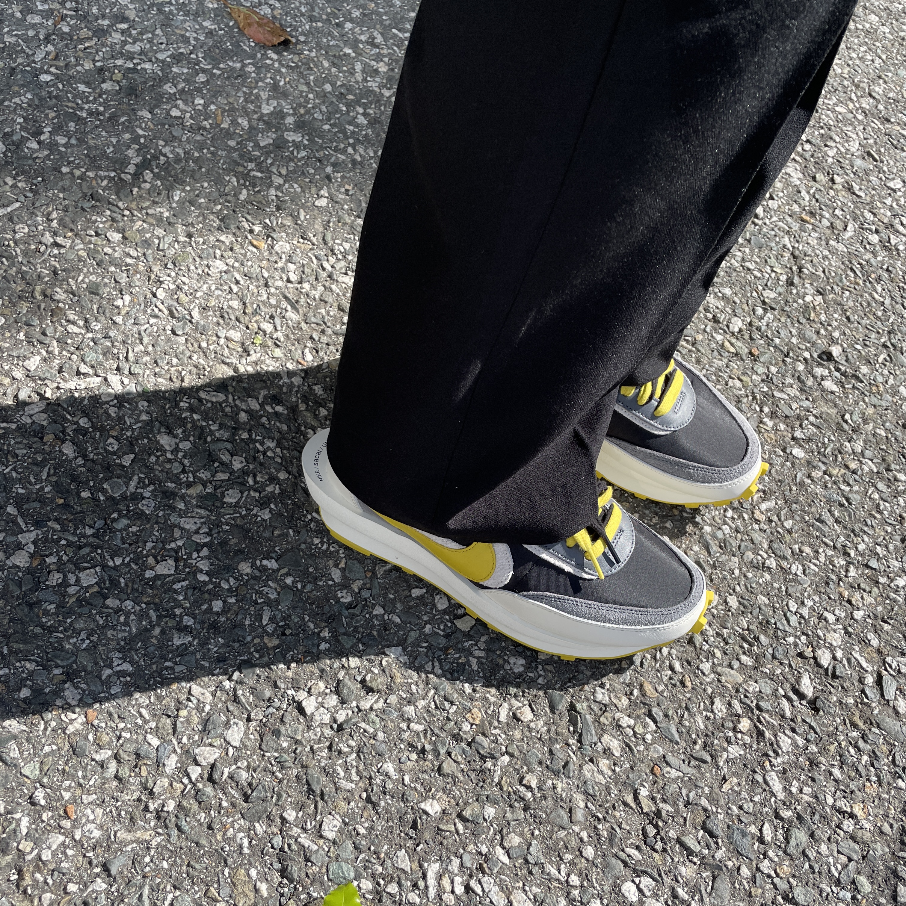 Nike x Sacai x Undercover LDWaffle Black Bright Citron 착용 스타일