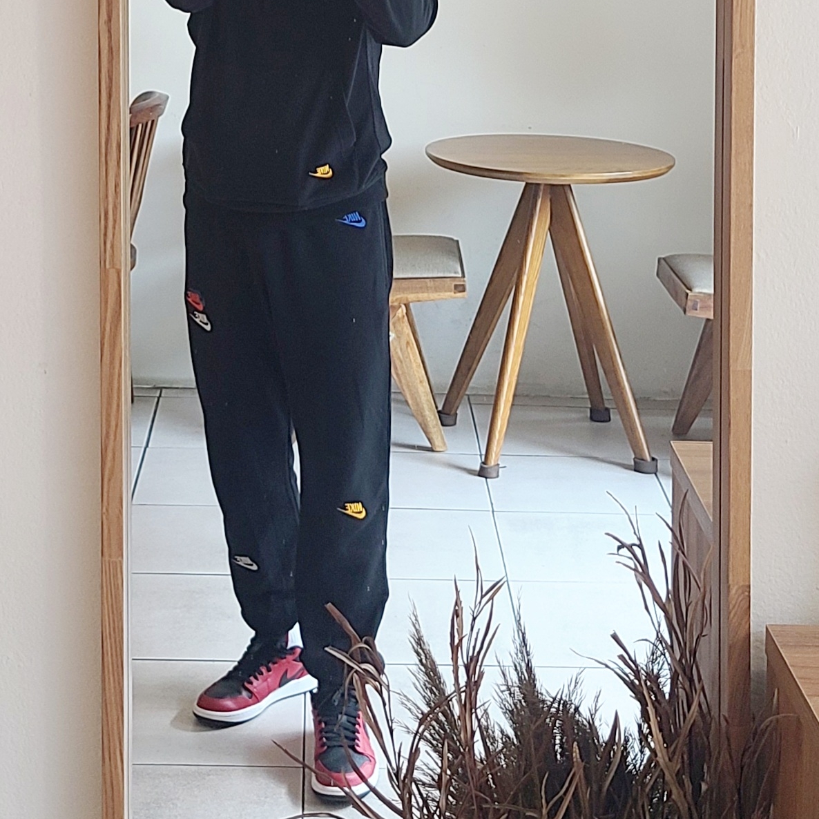Jordan 1 Low Varsity Red, Jordan 1 Low Gym Red Black 착용 스타일