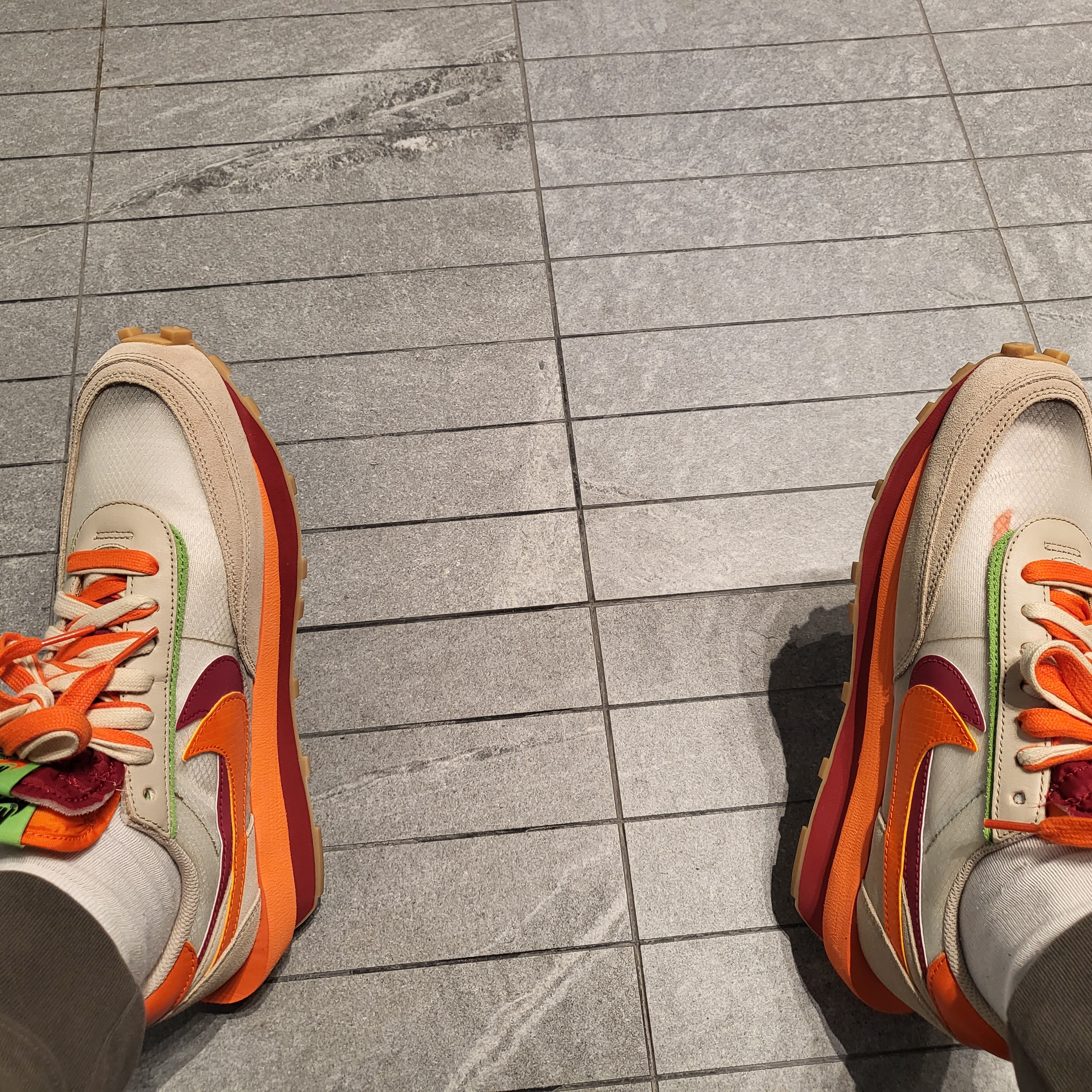 Nike x Sacai x Clot LDWaffle Orange Blaze 착용 스타일 - 3