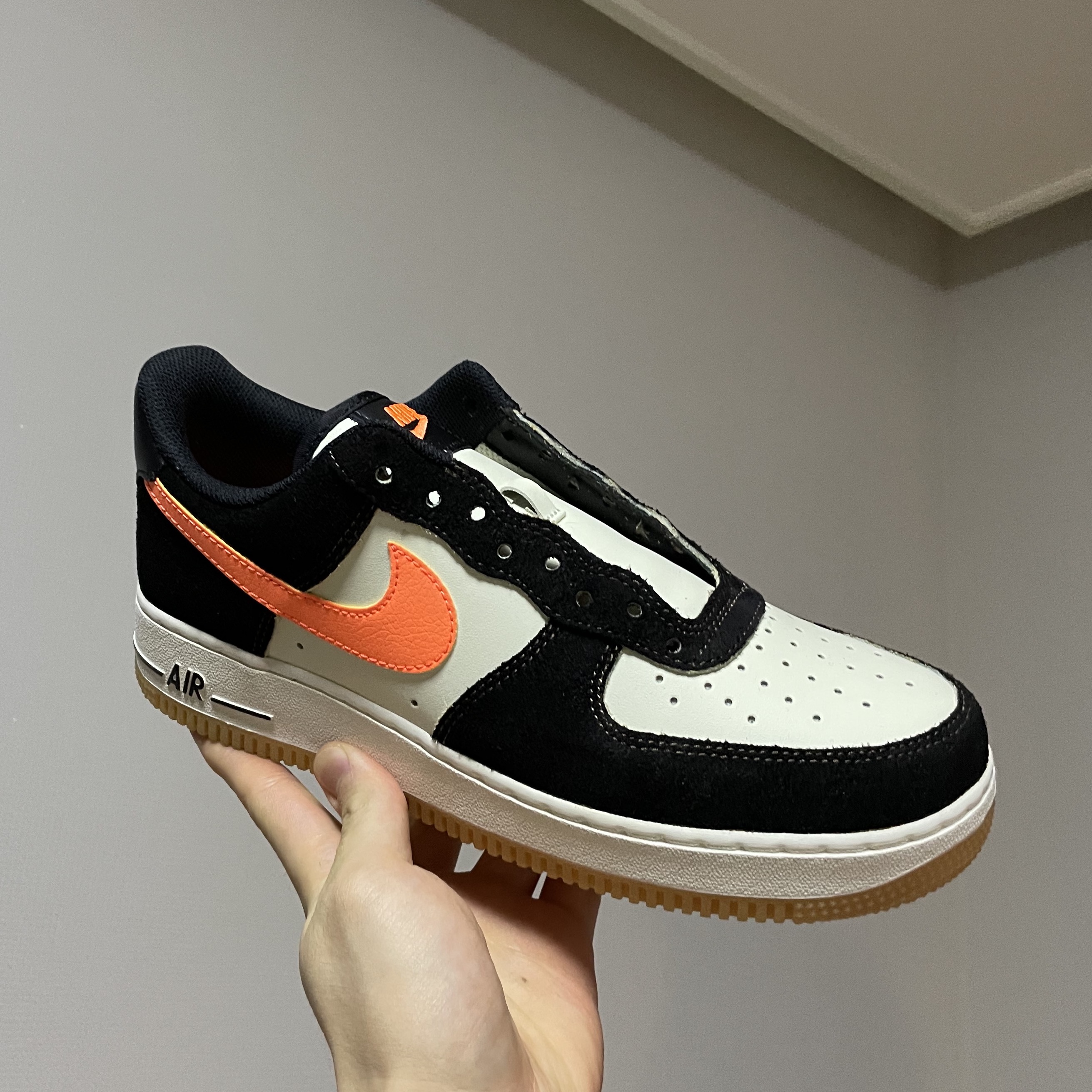Nike Air Force 1 '07 PRM Orange Zebra, Nike Dunk Low Retro PRM Halloween 착용 스타일 - 5