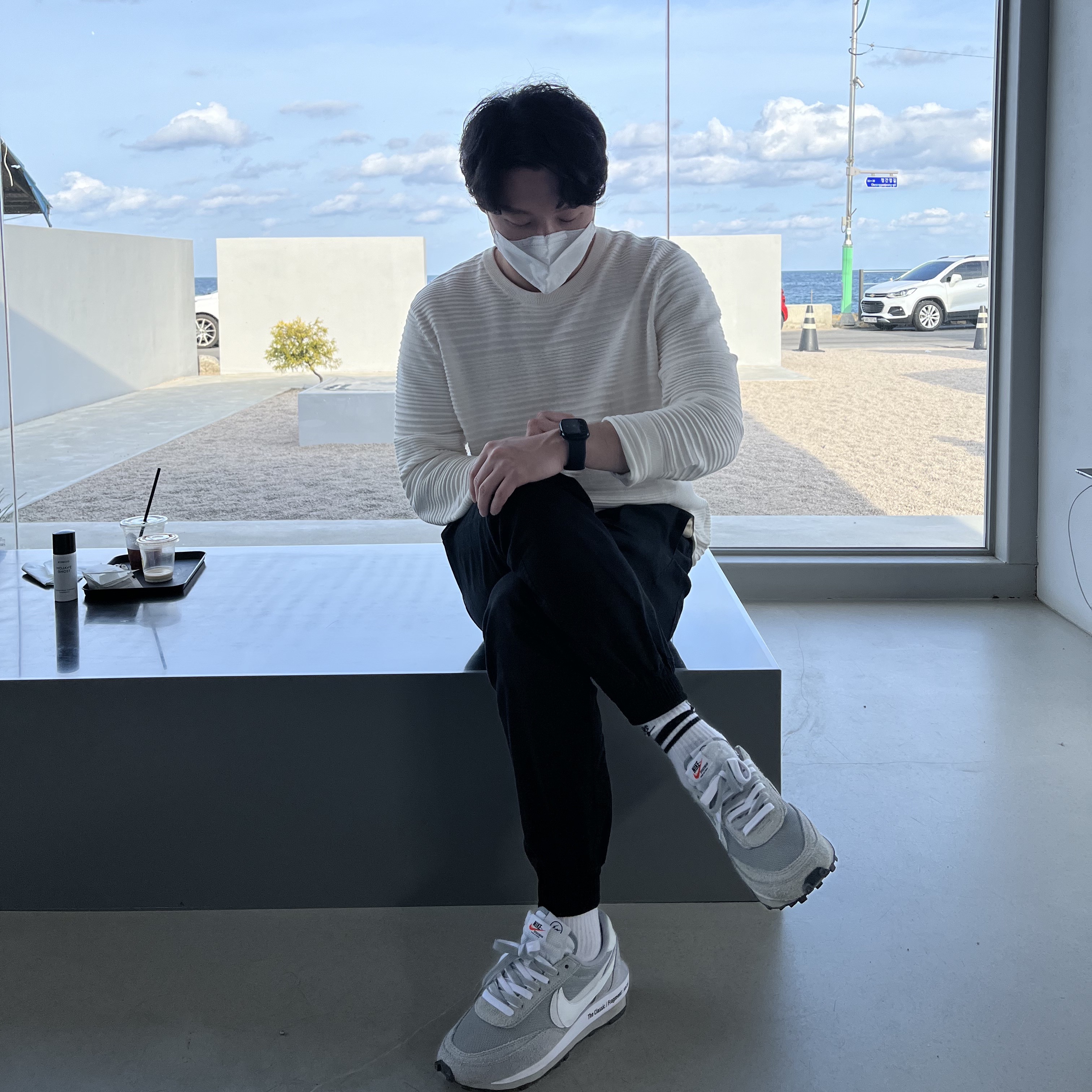Nike x Sacai x Fragment LDWaffle Light Smoke Grey 착용 스타일