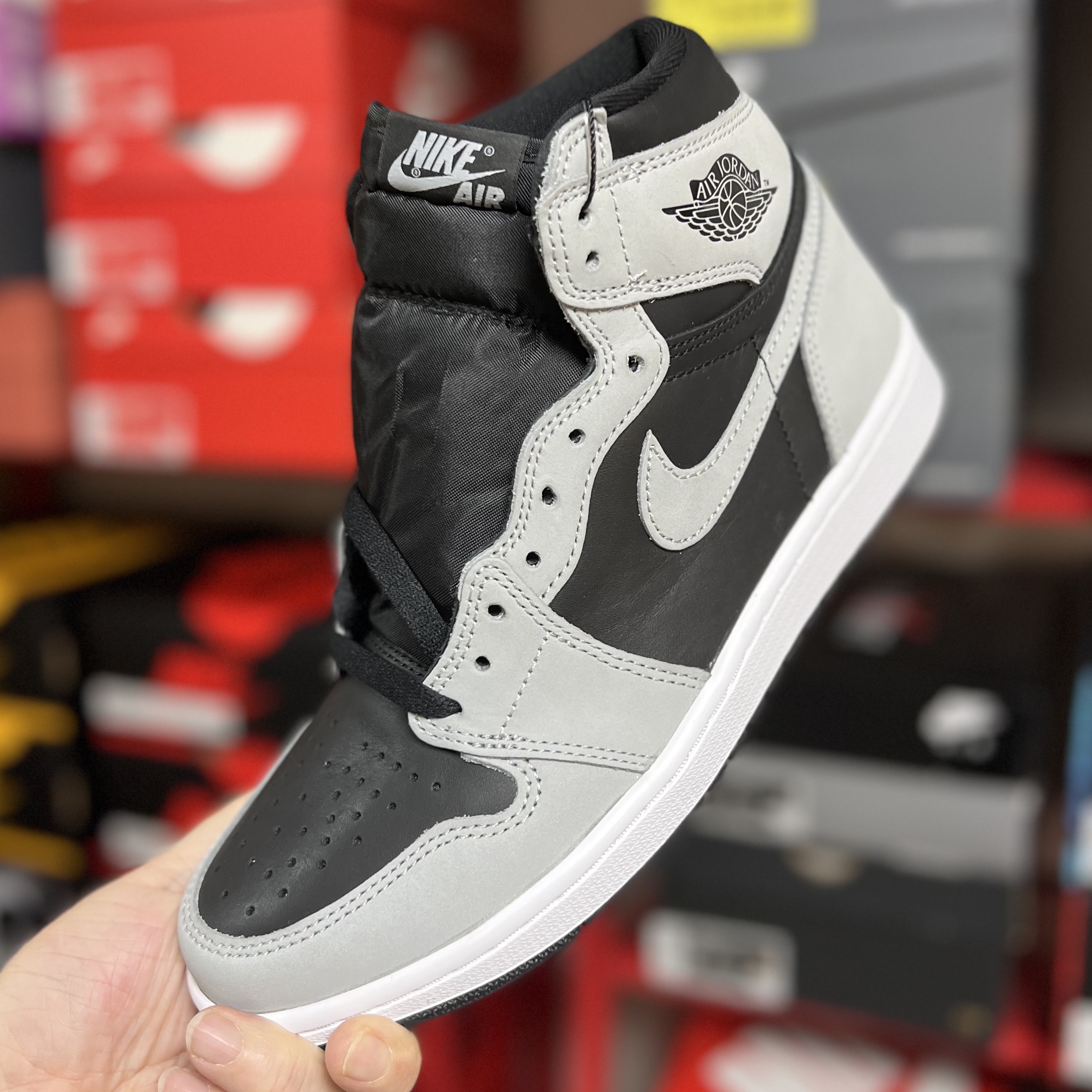 Jordan 1 Retro High OG Shadow 2.0 착용 스타일 - 1