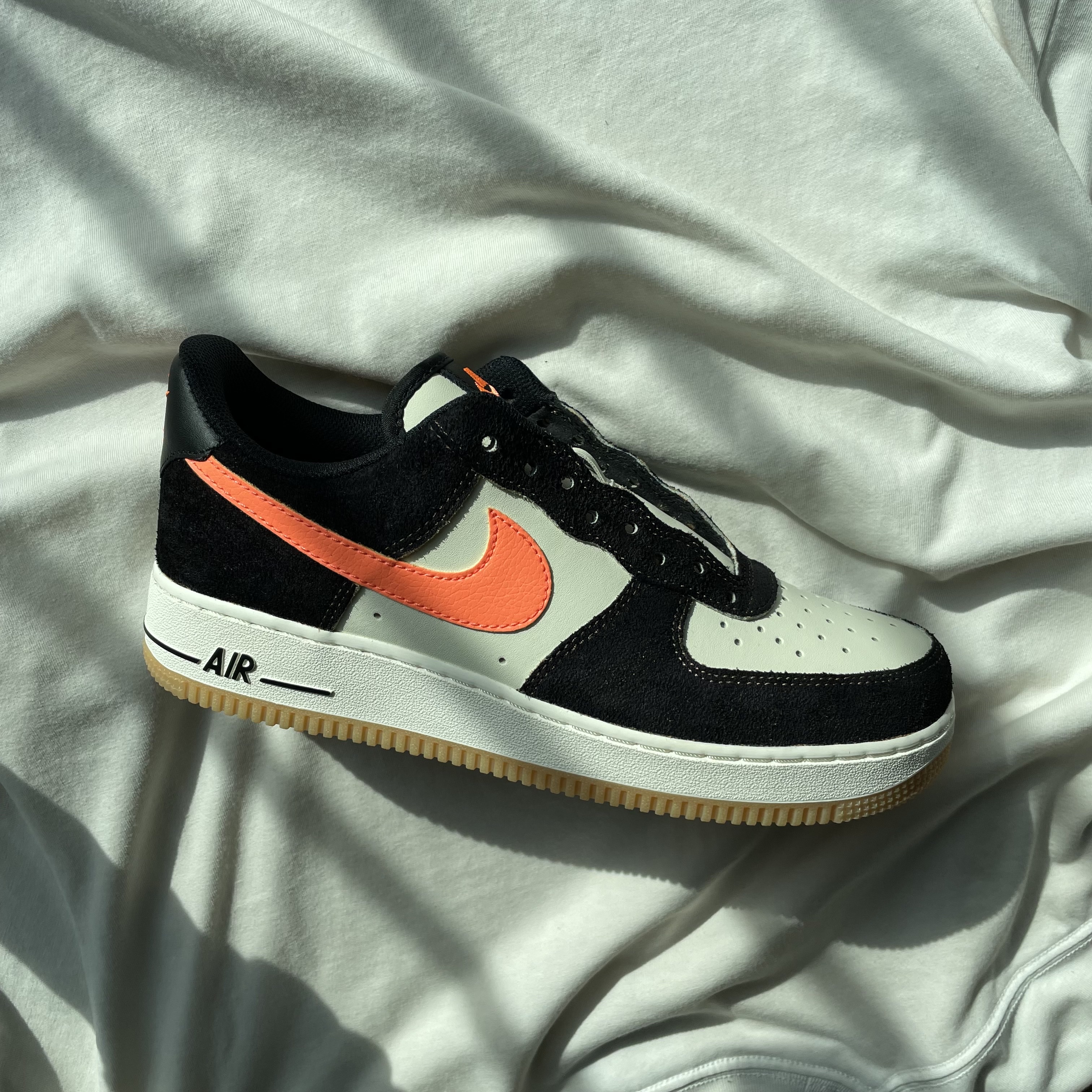 Nike Air Force 1 '07 PRM Orange Zebra, Nike Dunk Low Retro PRM Halloween 착용 스타일 - 1