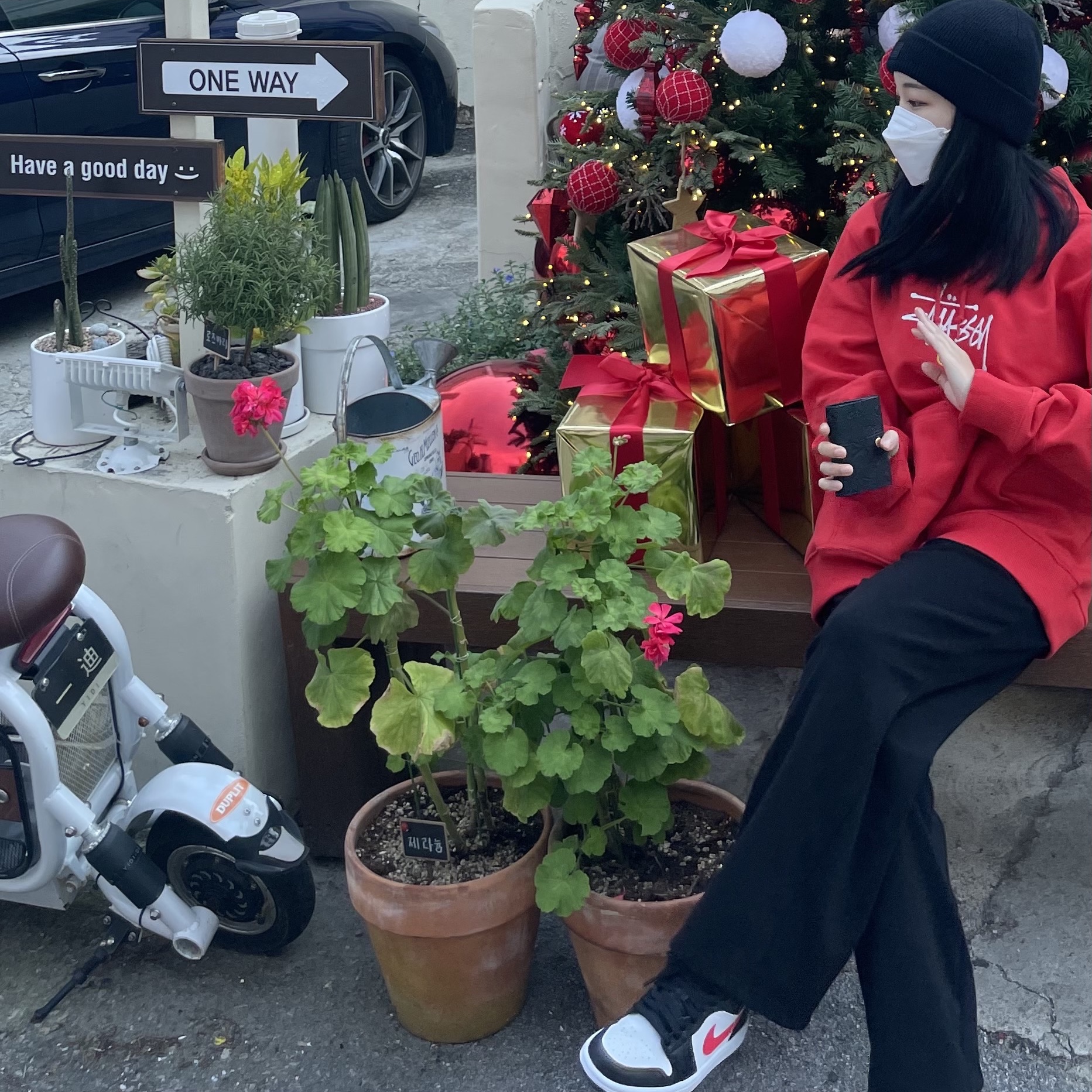 (W) Jordan 1 Low Black Siren Red 착용 스타일