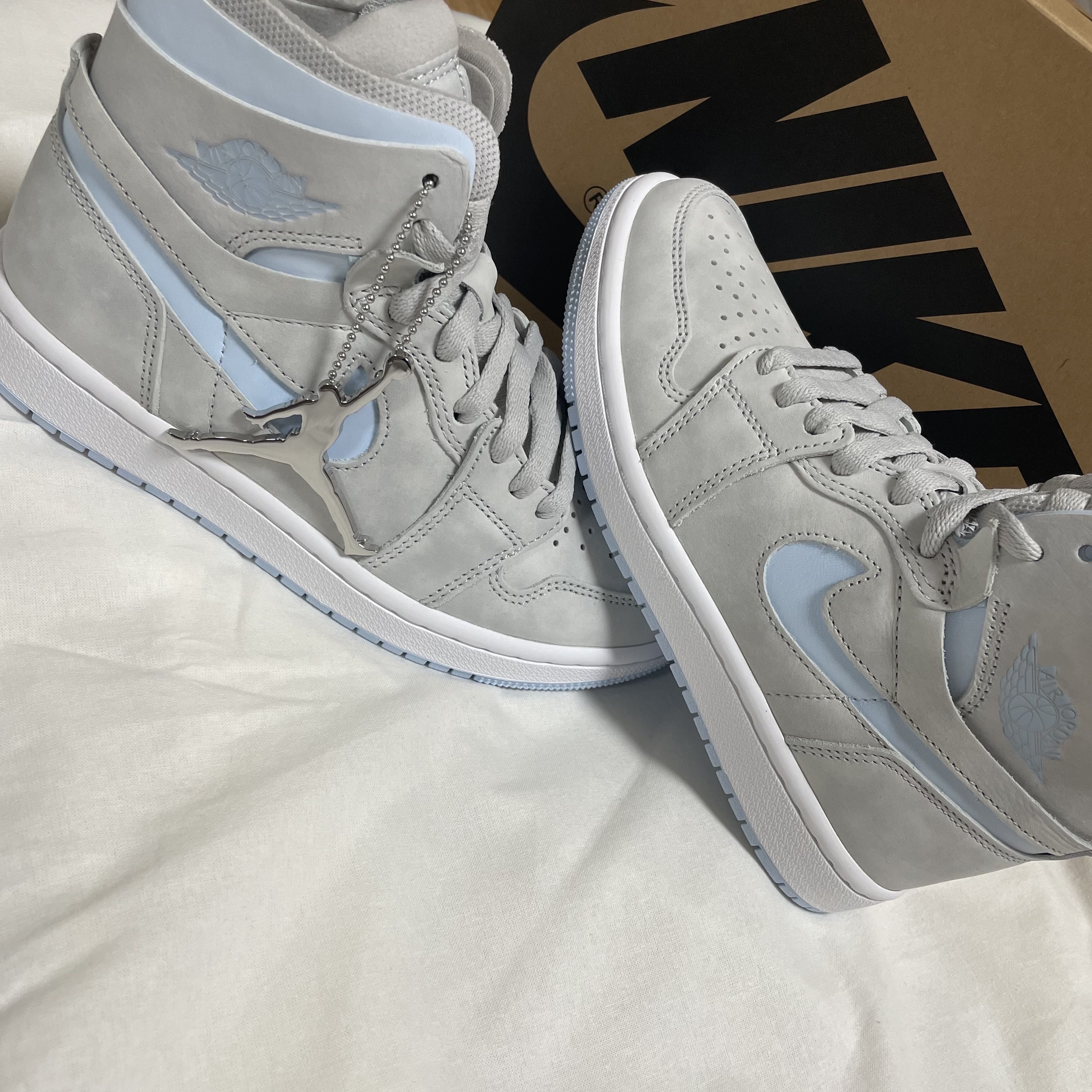 (W) Jordan 1 Zoom Air CMFT Grey Fog and Celestine Blue 착용 스타일