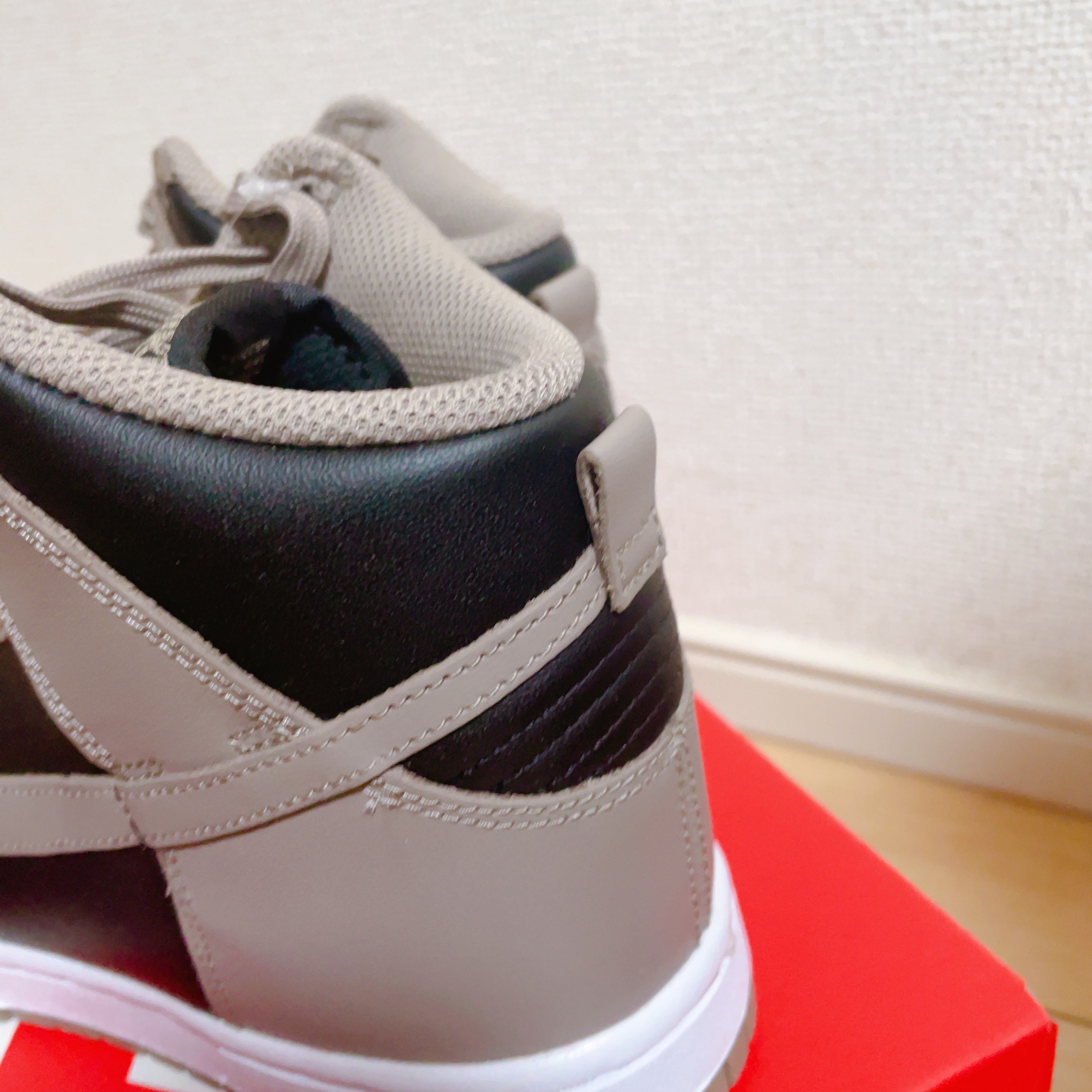 (W) Nike Dunk High Moon Fossil 착용 스타일 - 3