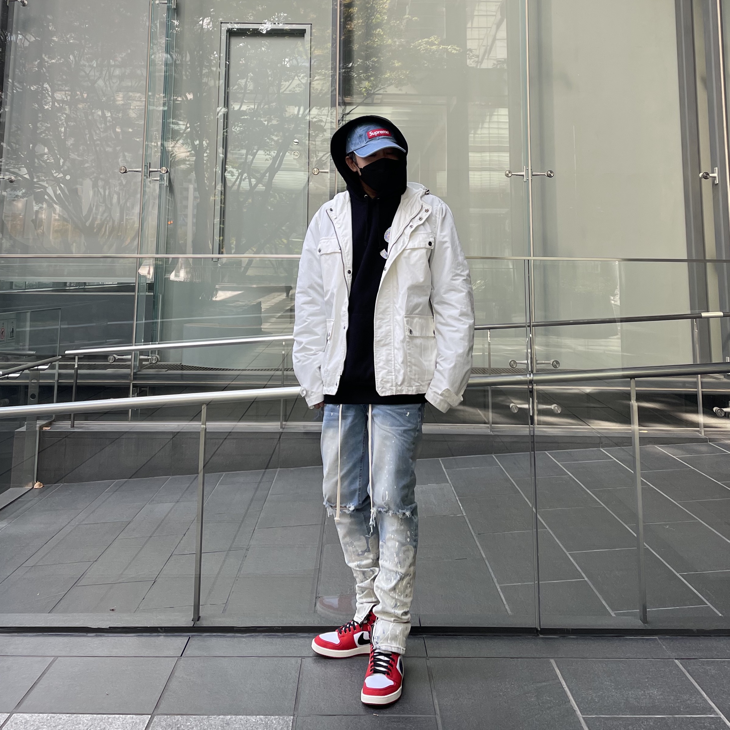 Jordan 1 KO Chicago 2021, Supreme Swarovski S Logo Hooded Sweatshirt Black - 21SS 착용 스타일 - 2