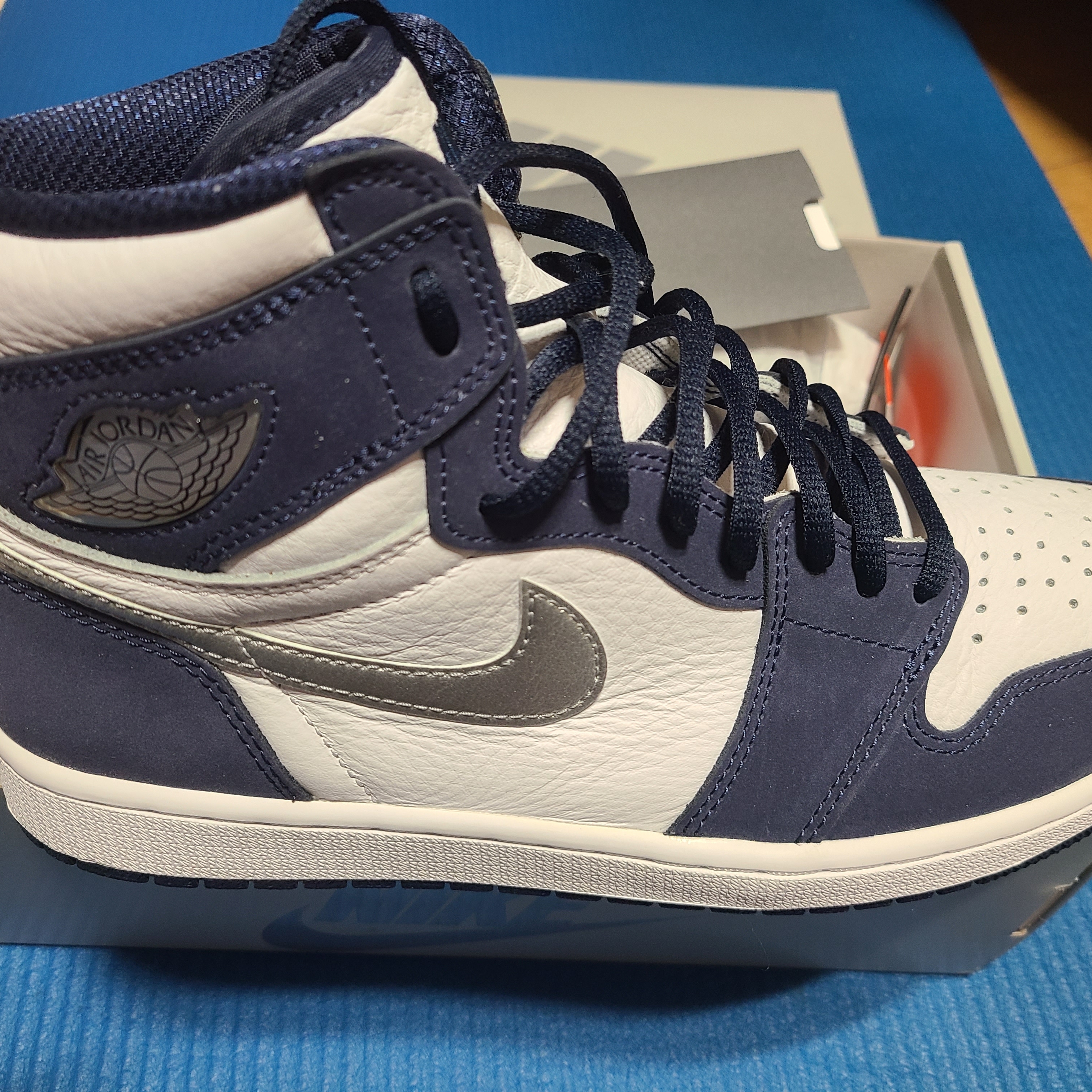Jordan 1 Retro High OG CO.JP Midnight Navy 착용 스타일
