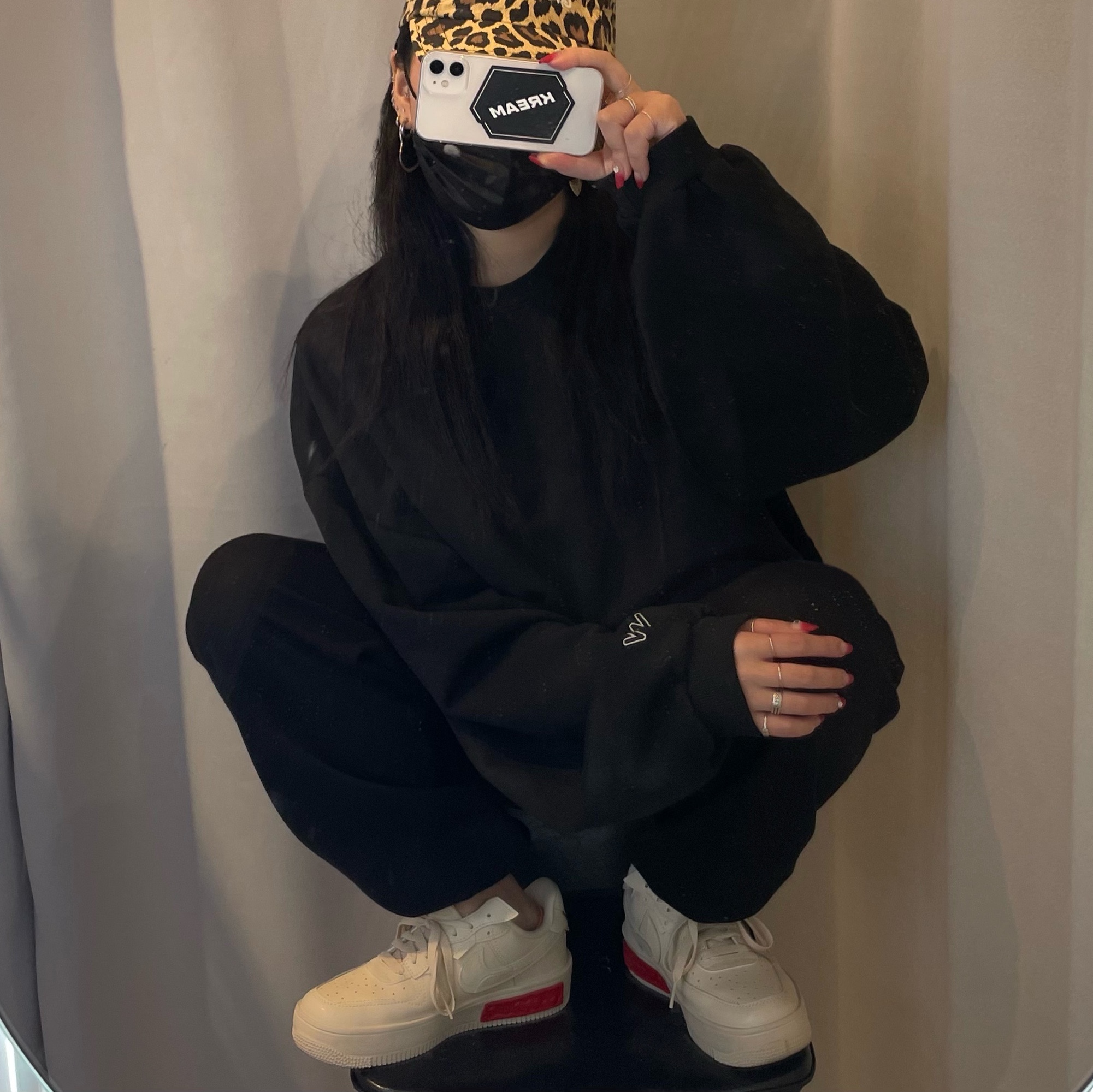 (W) Nike Air Force 1 Fontanka Pearl White 착용 스타일 - 1