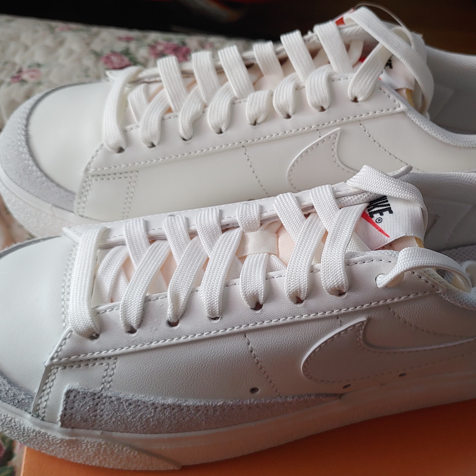 (W) Nike Blazer Low Platform Sail 착용 스타일 - 2