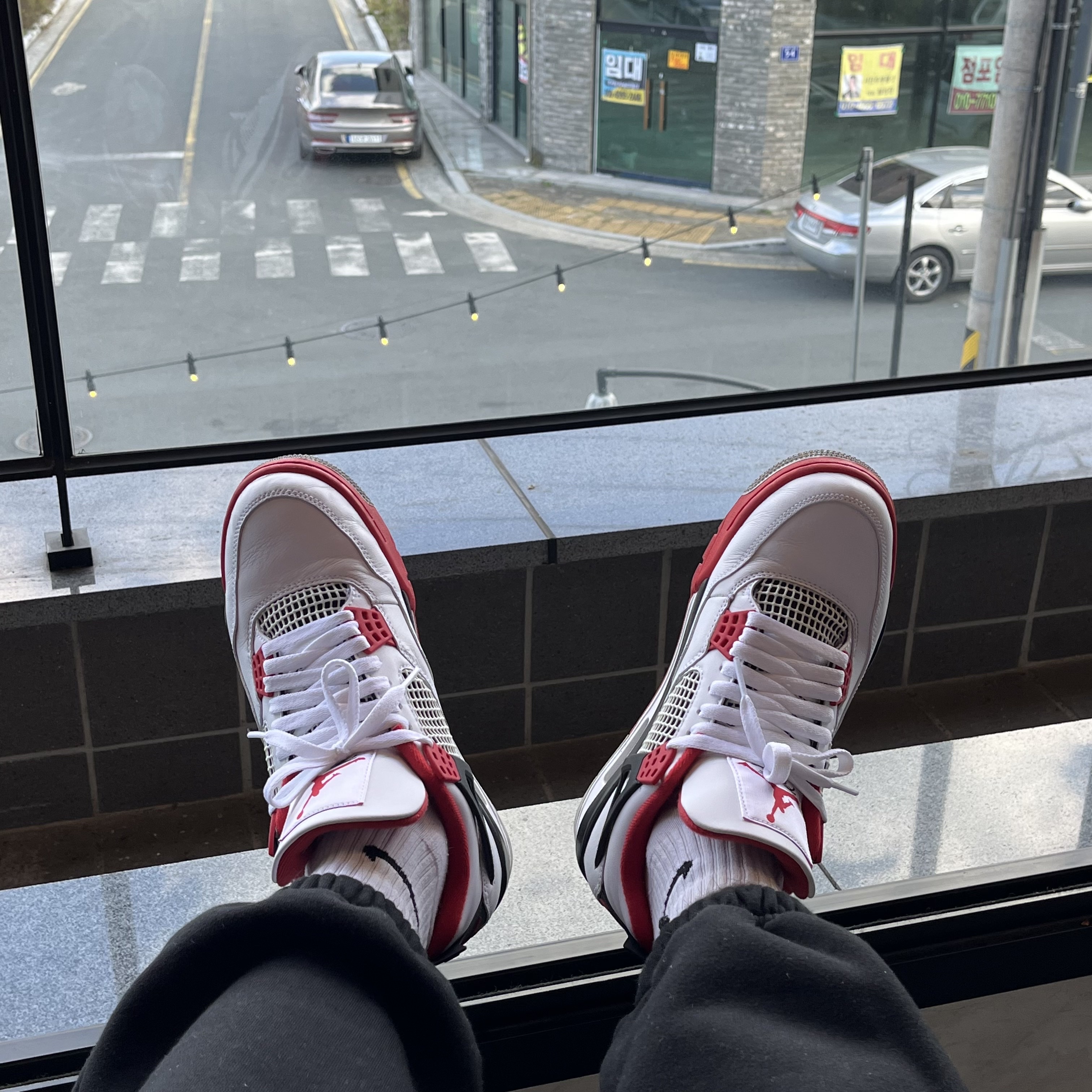 Jordan 4 Retro OG Fire Red 2020 착용 스타일