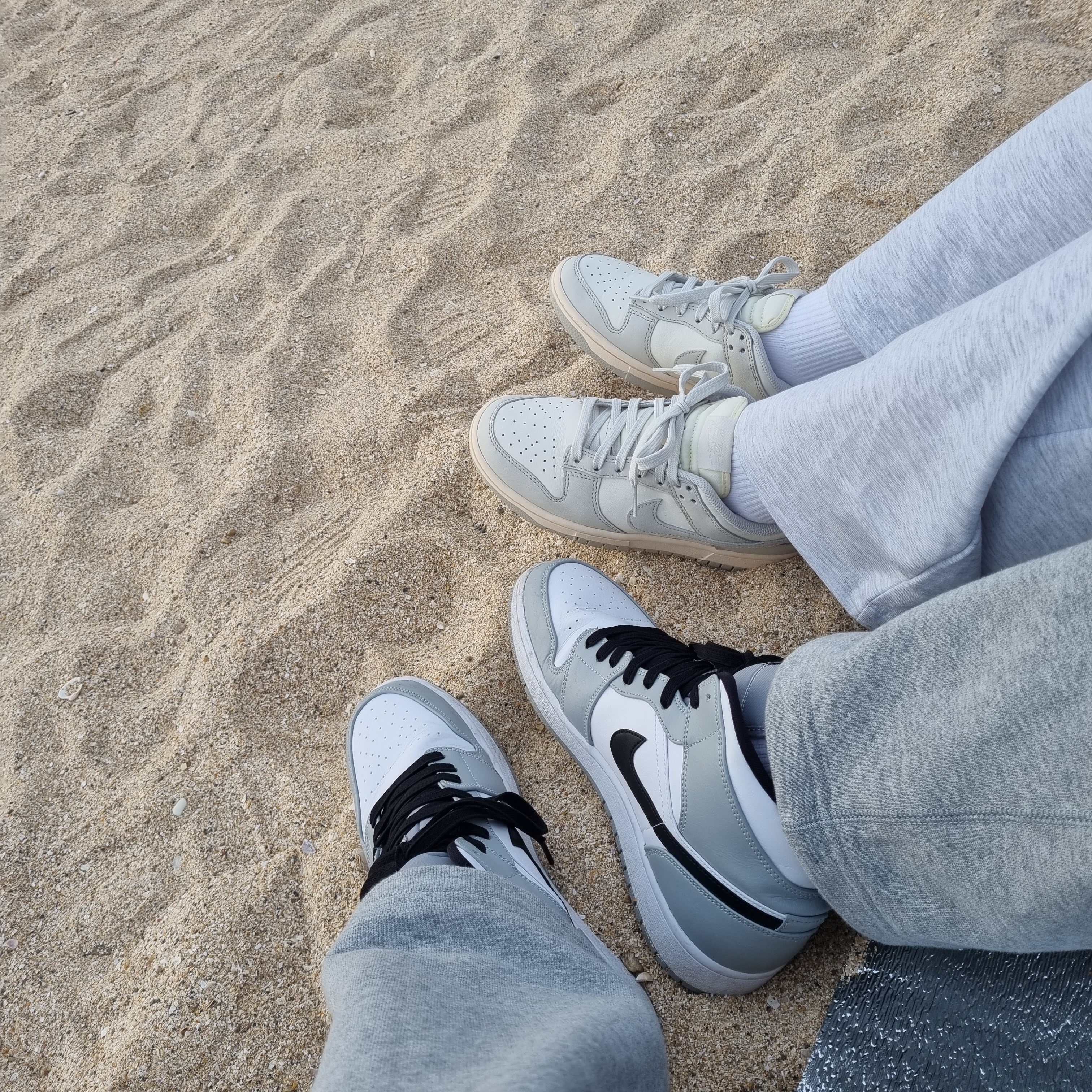 Jordan 1 Mid Light Smoke Grey, (W) Nike Dunk Low Light Bone 착용 스타일 - 4