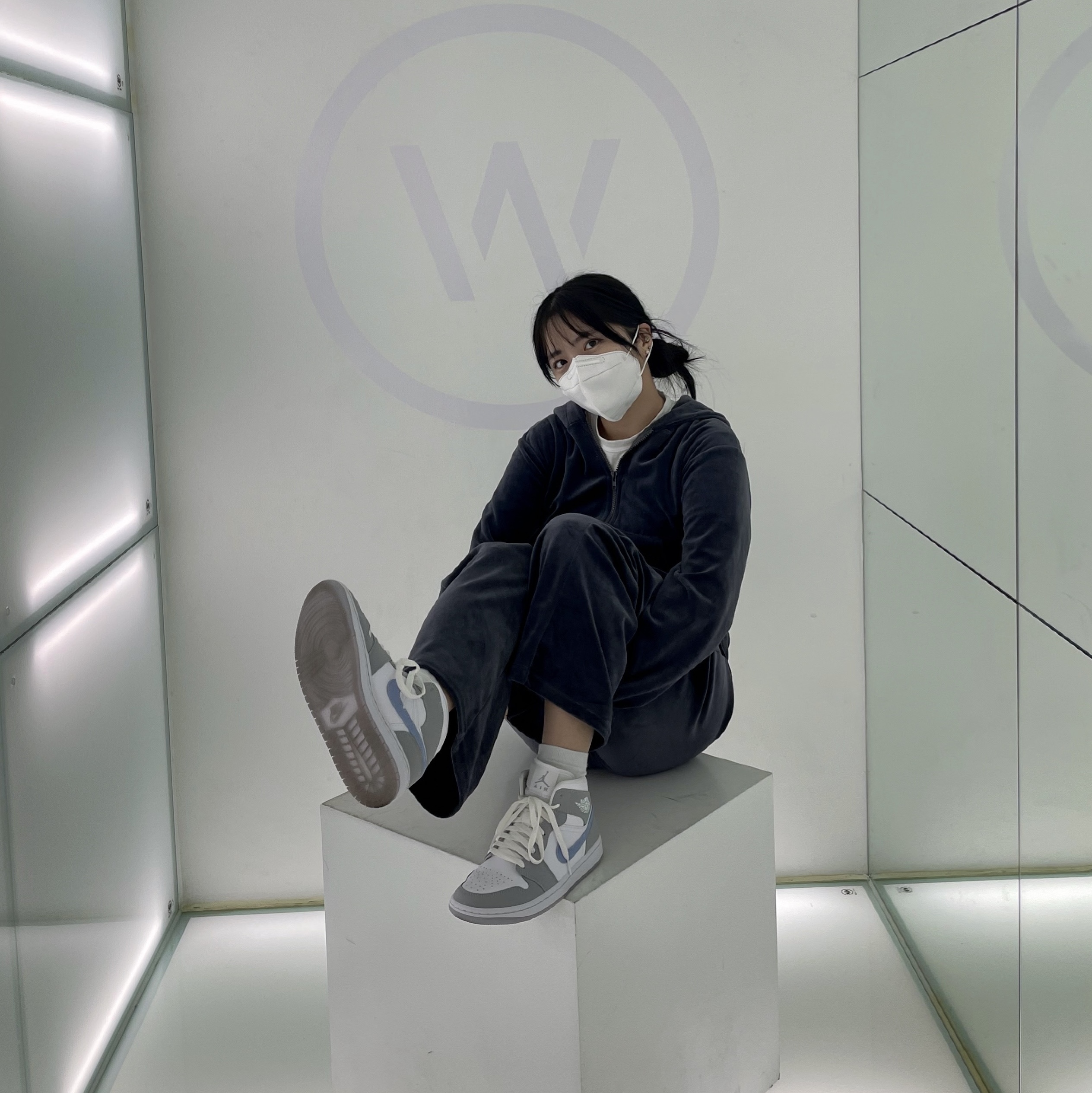 (W) Jordan 1 Mid Wolf Grey 착용 스타일