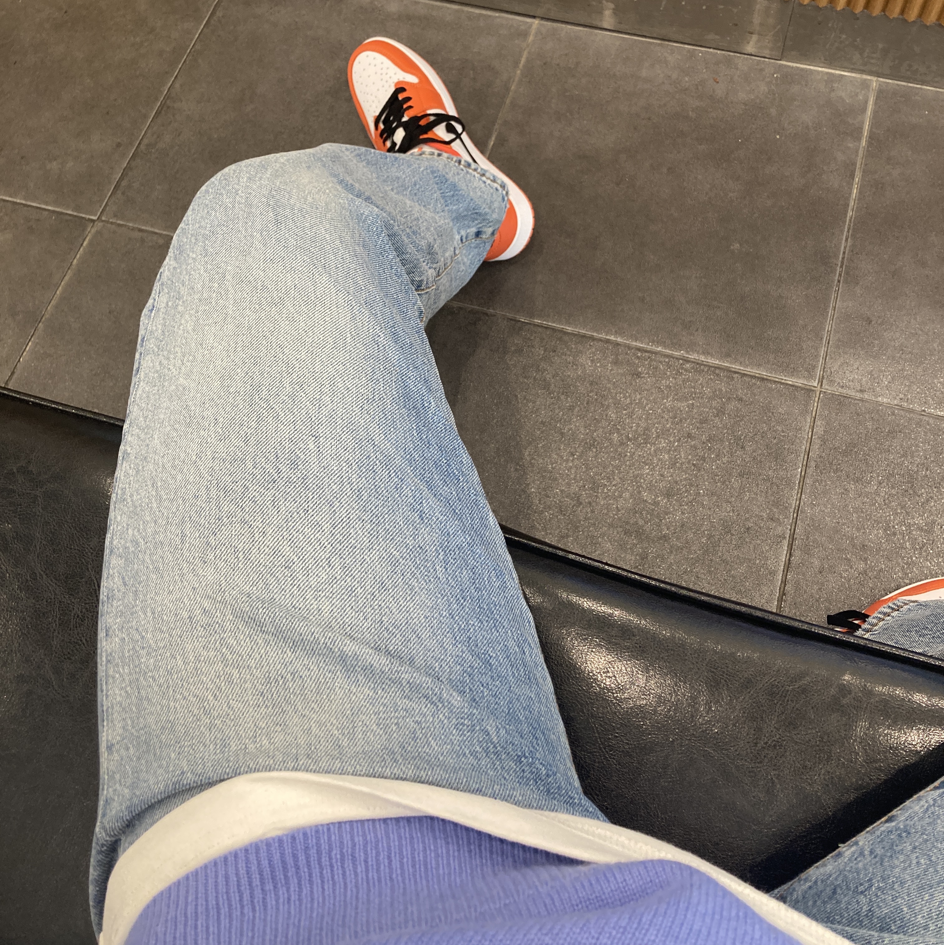 Jordan 1 Low OG Starfish 착용 스타일