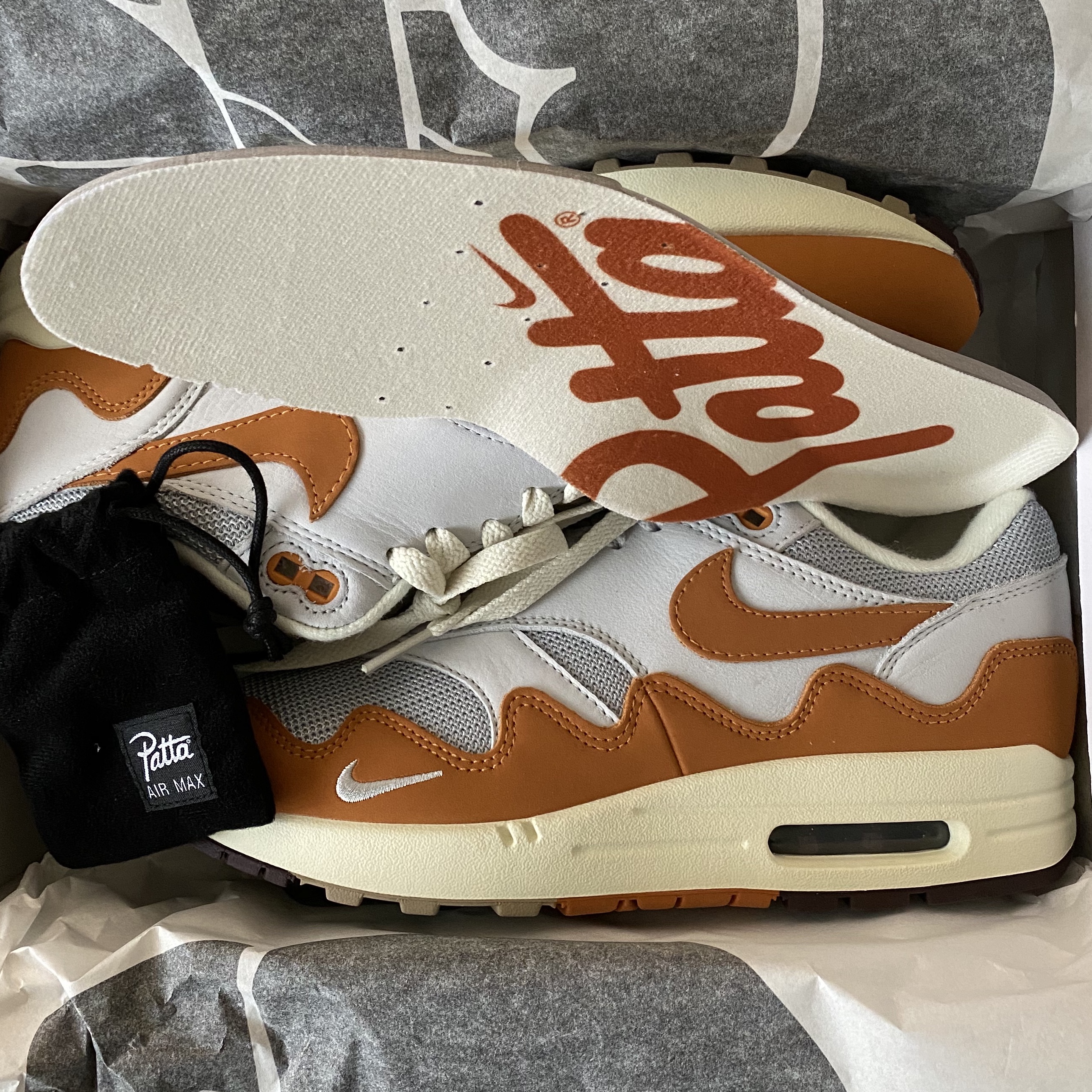 Nike x Patta Air Max 1 Monarch 착용 스타일 - 5