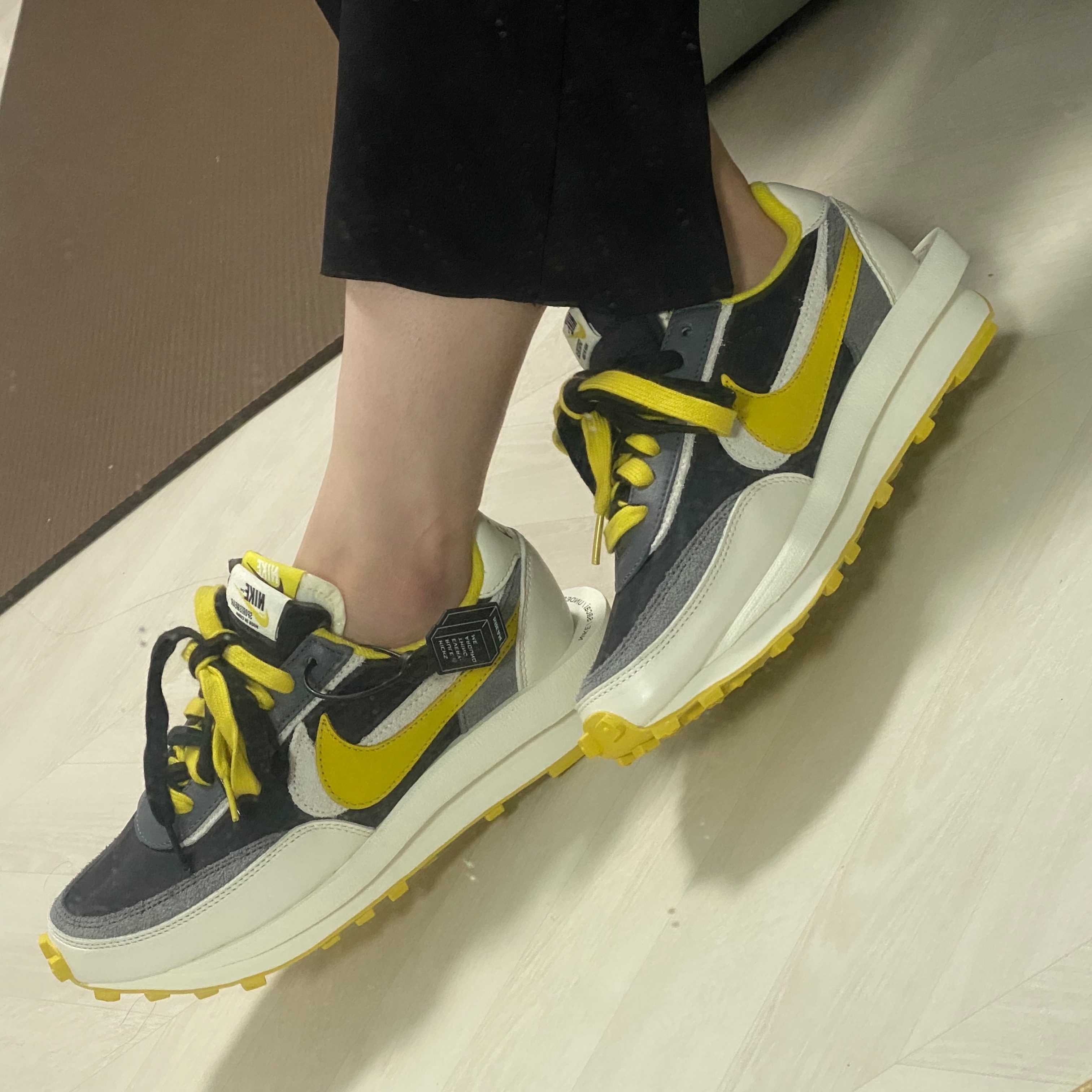 Nike x Sacai x Undercover LDWaffle Black Bright Citron 착용 스타일
