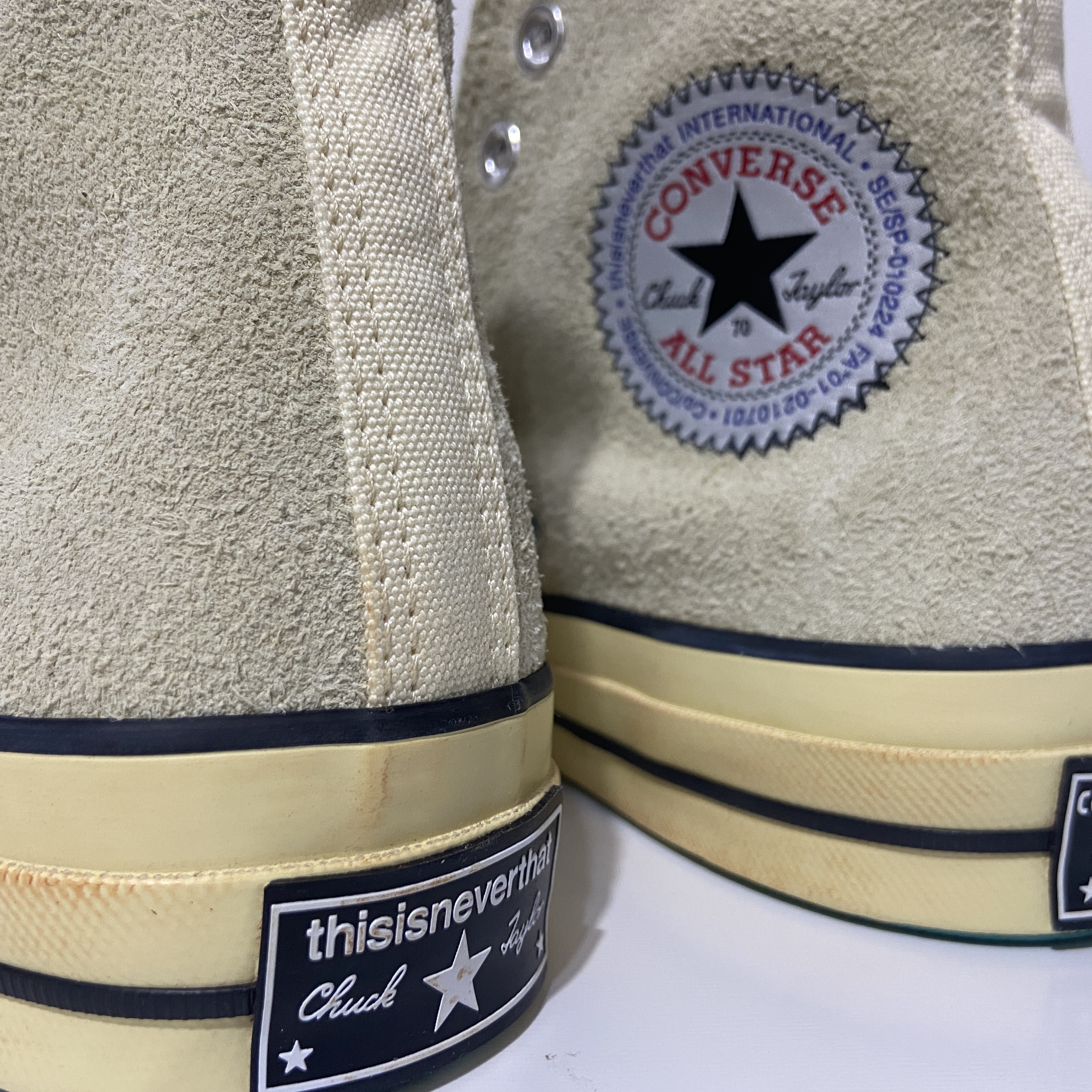 Converse x Thisisneverthat Chuck 70 High Lemon Icing 착용 스타일 - 4
