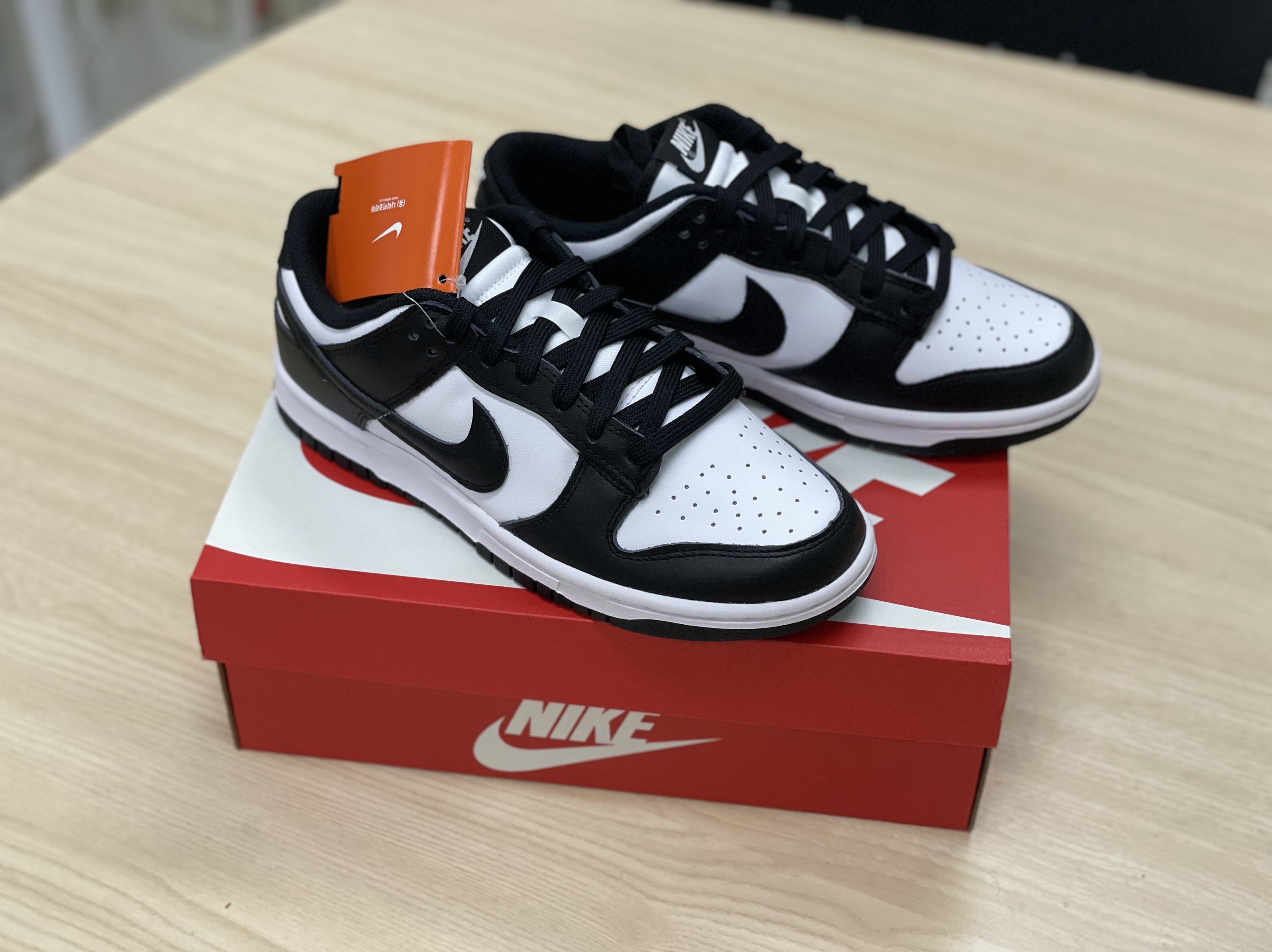 (W) Nike Dunk Low Black 착용 스타일
