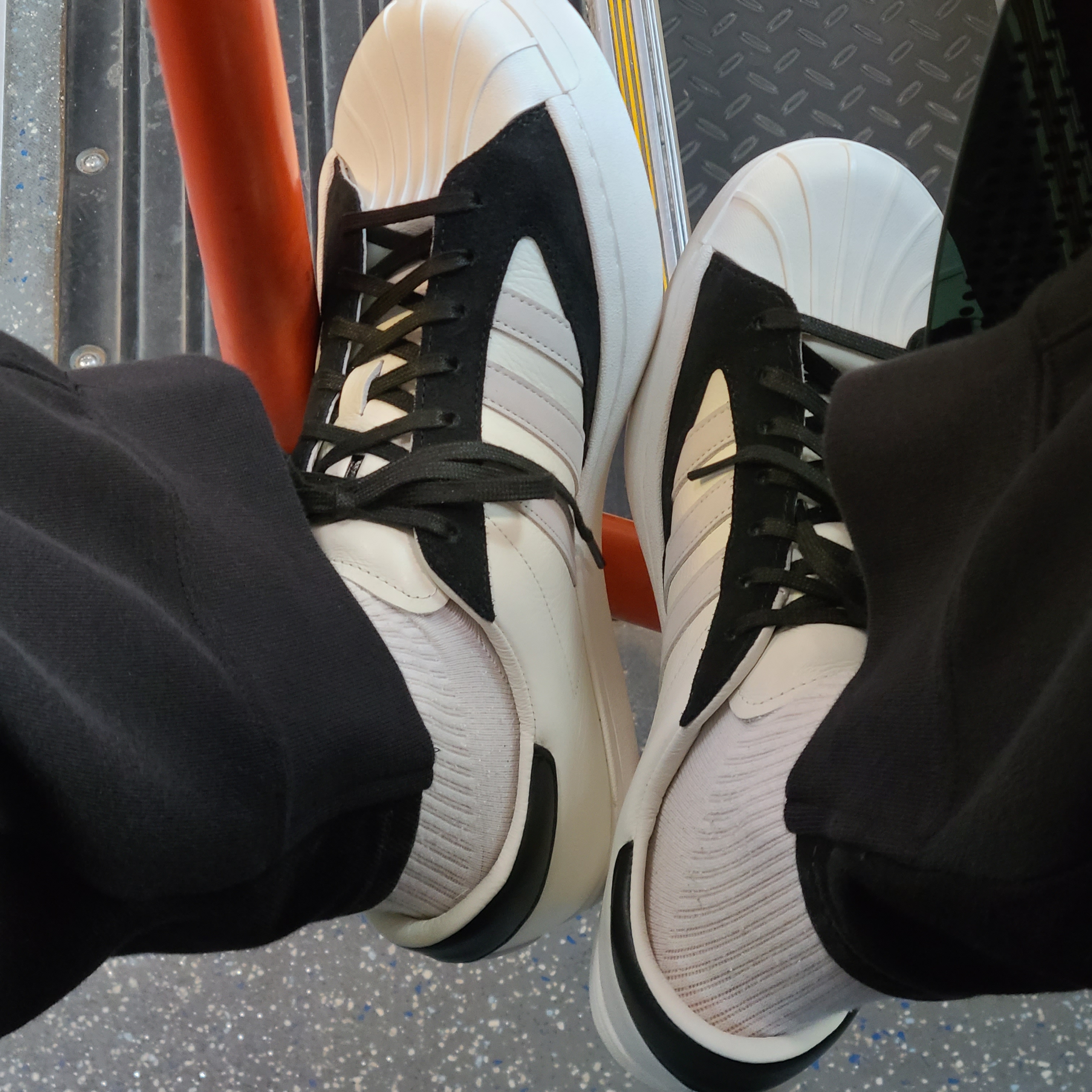 Y-3 Yohji Star White 착용 스타일