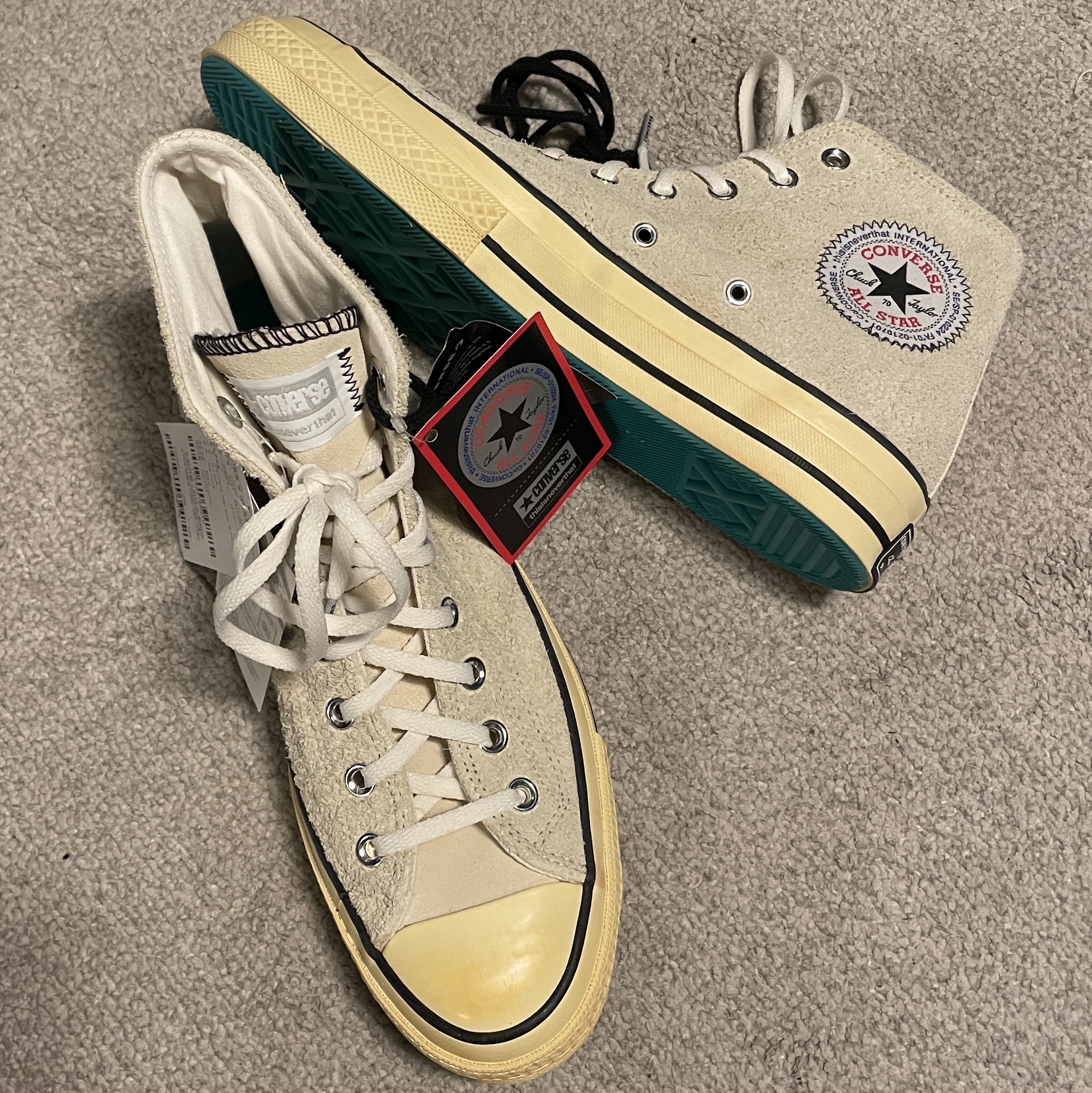 Converse x Thisisneverthat Chuck 70 High Lemon Icing 착용 스타일 - 3