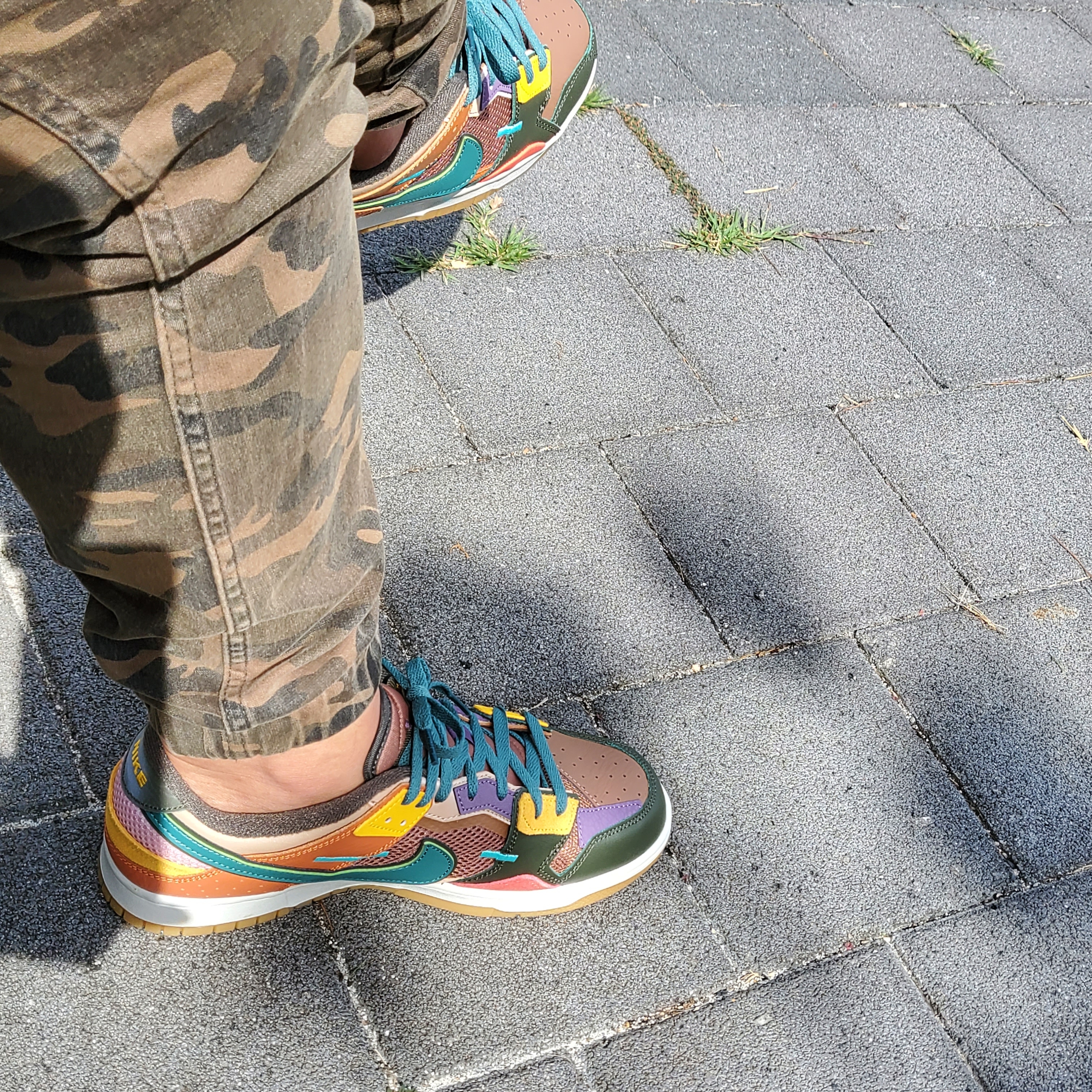Nike Dunk Scrap Archeo Brown 착용 스타일 - 2