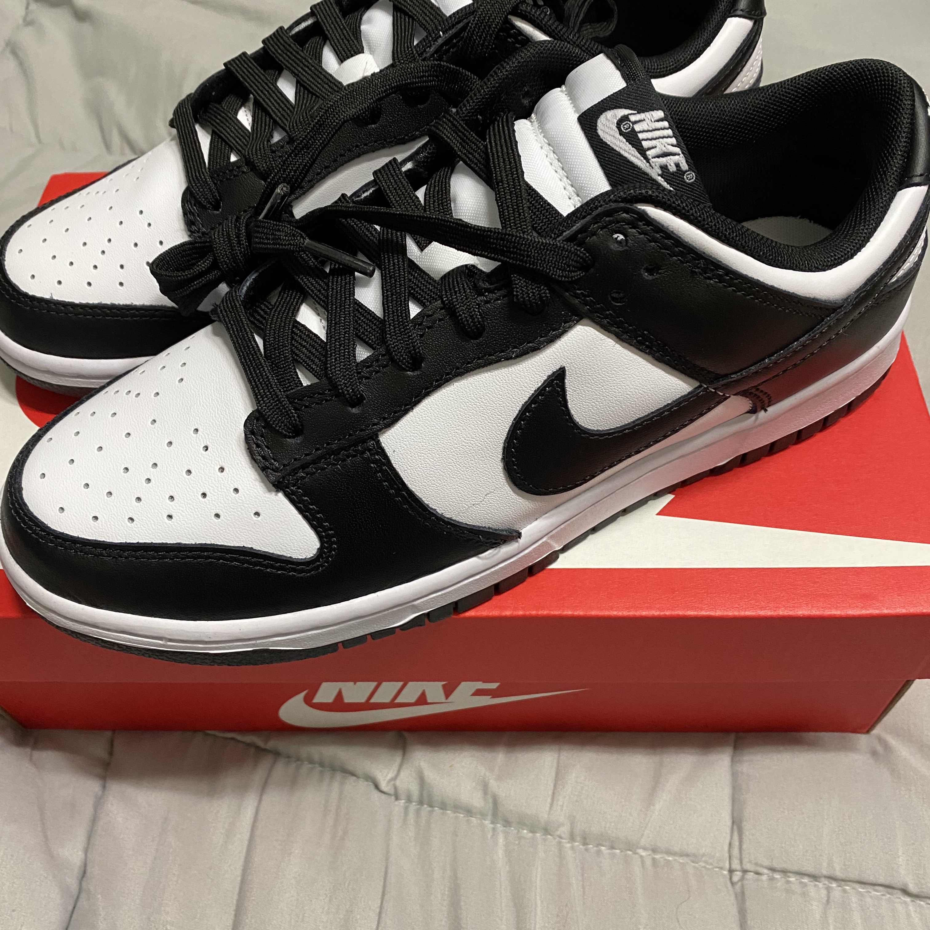 Nike Dunk Low Retro Black 착용 스타일