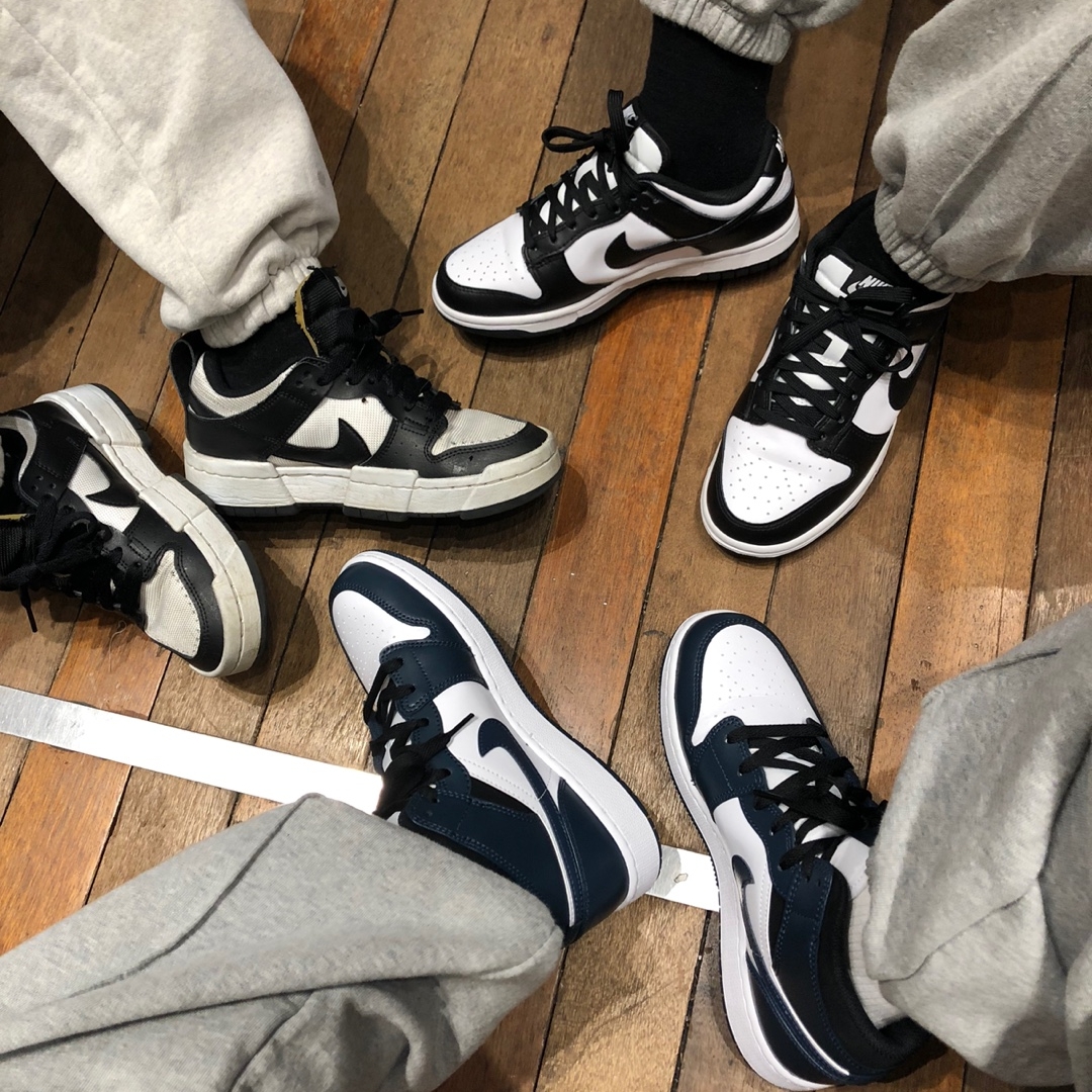 (GS) Jordan 1 Mid Dark Teal, (W) Nike Dunk Low Disrupt Black White 착용 스타일