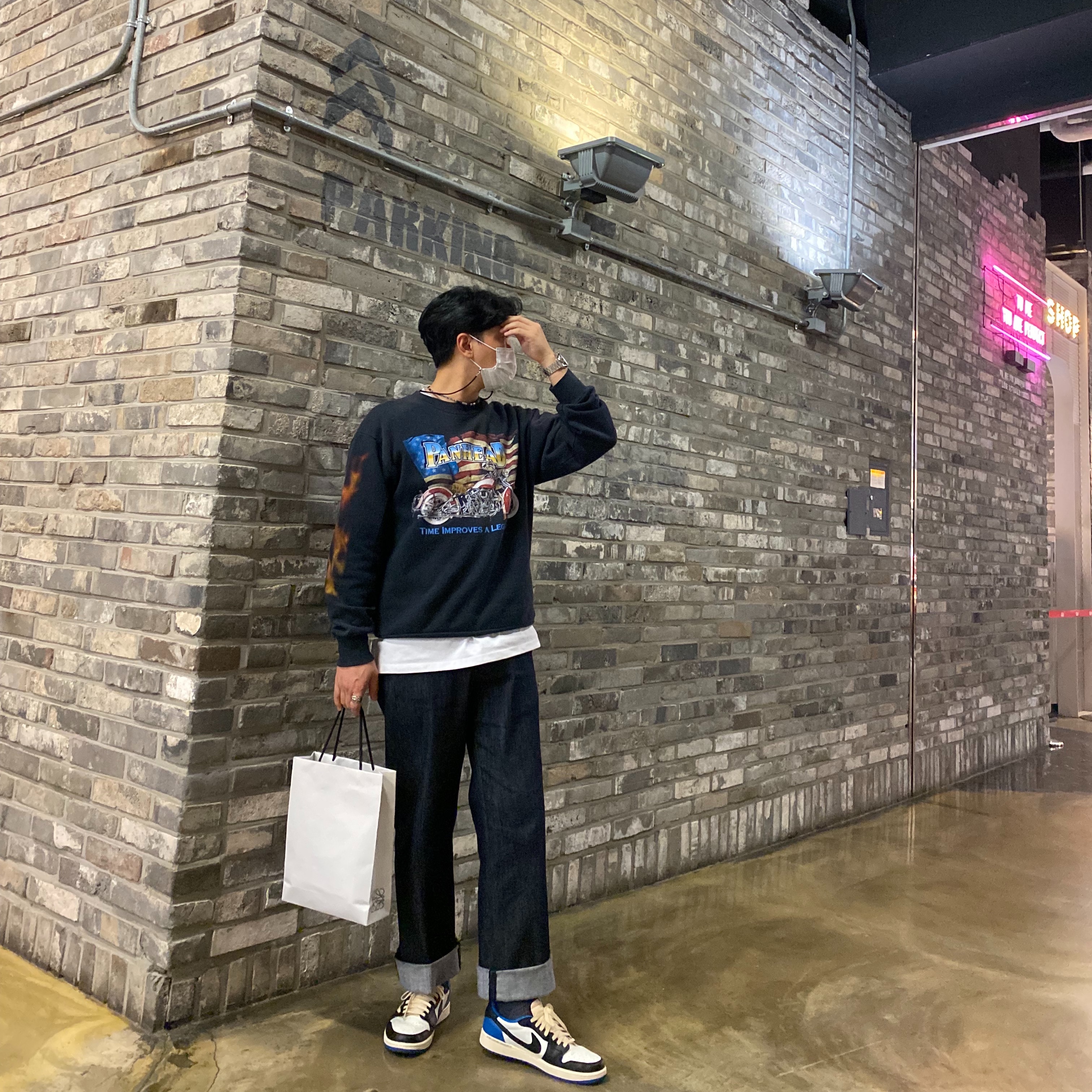 Jordan 1 x Travis Scott x Fragment Retro Low OG SP Military Blue 착용 스타일