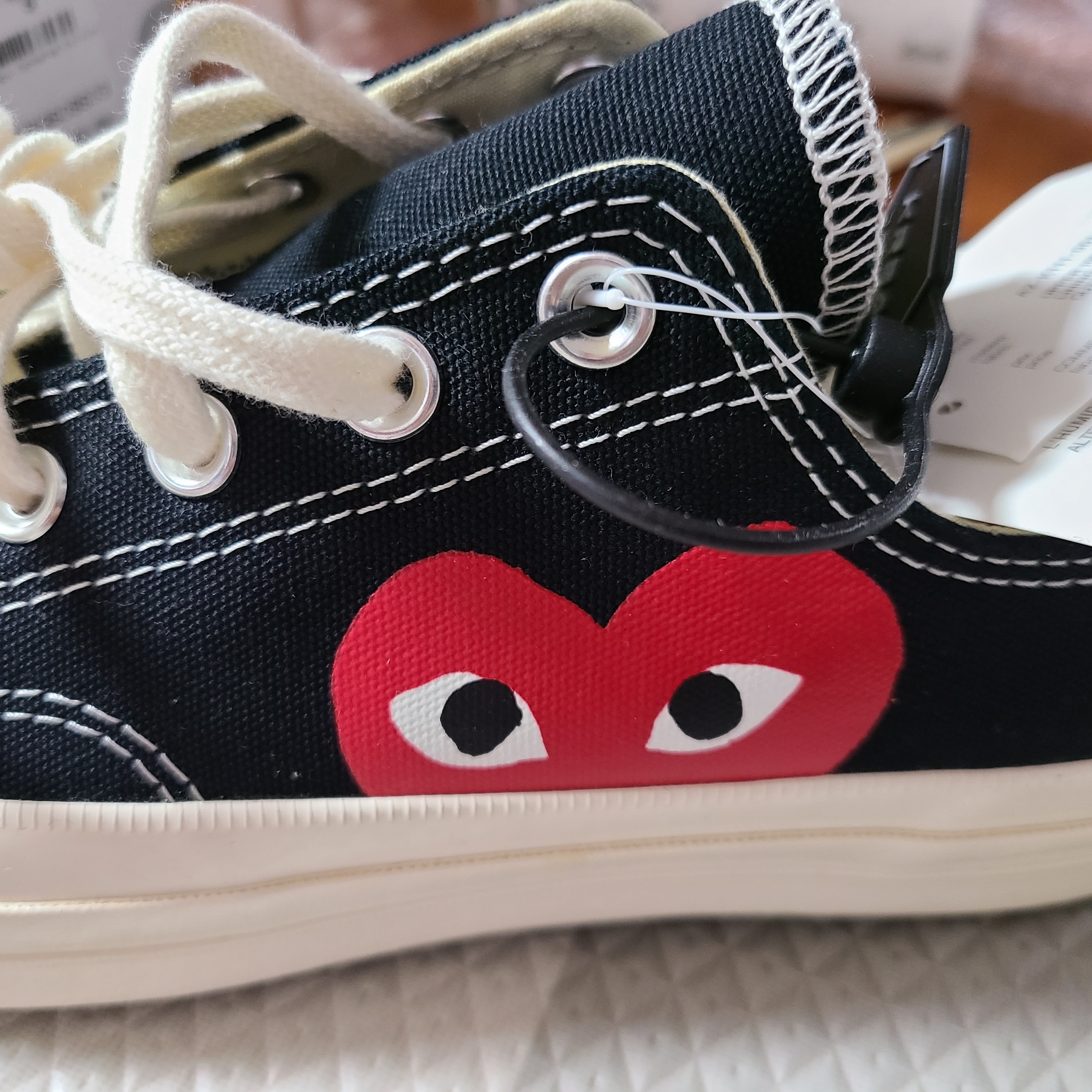Converse x Play Comme des Garcons Chuck 70 Ox Black 착용 스타일 - 1