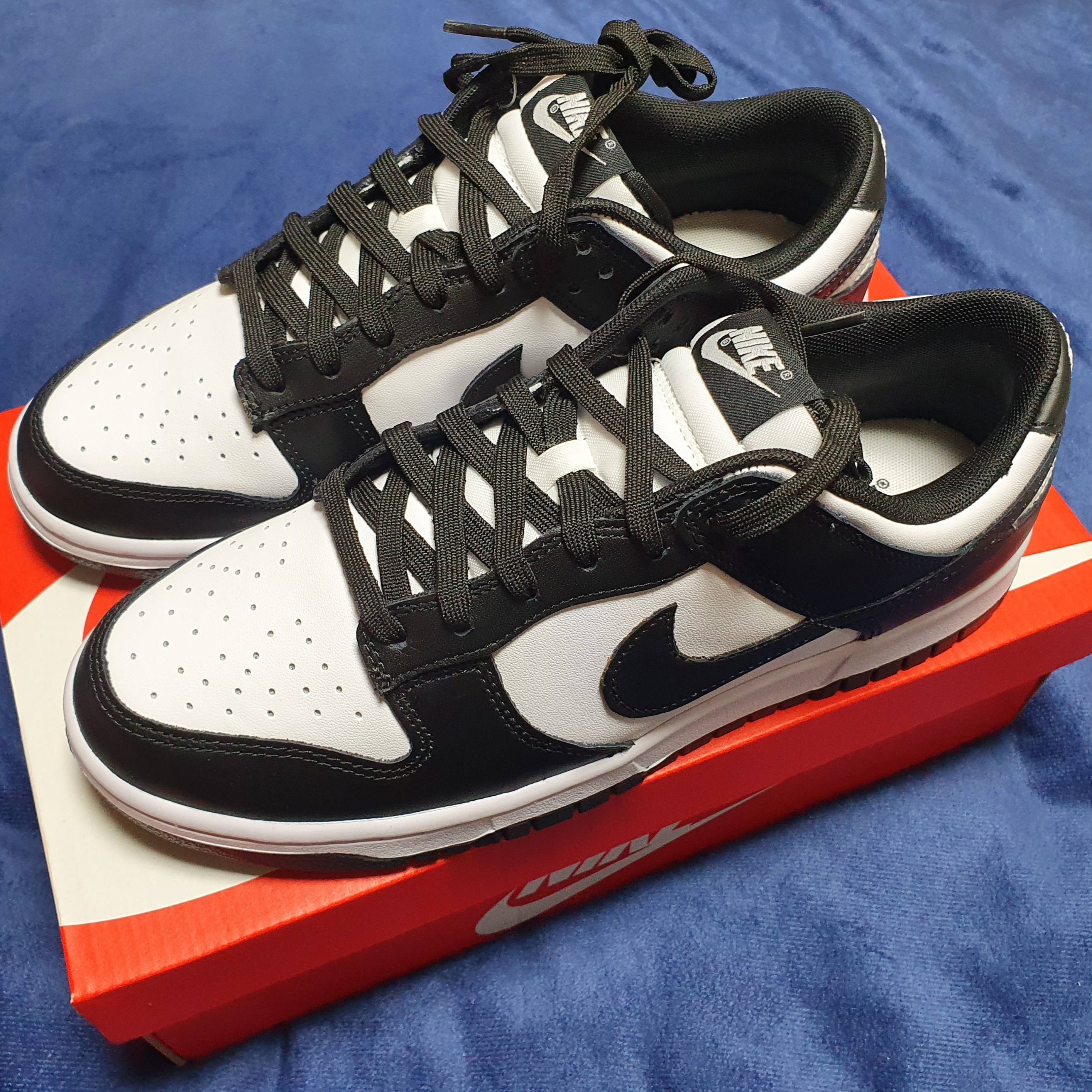 Nike Dunk Low Retro Black 착용 스타일 - 1