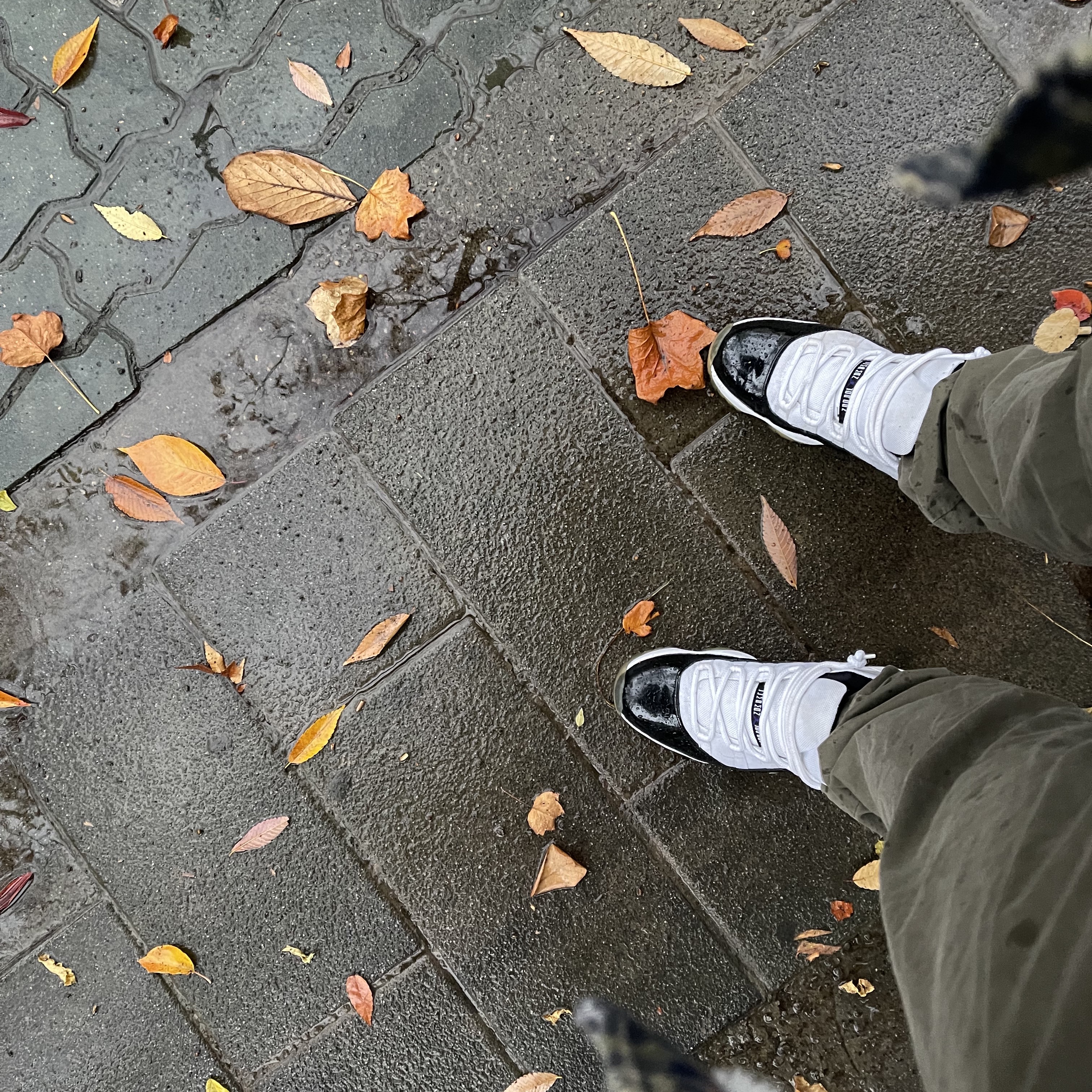 Jordan 11 Retro Concord 2011 착용 스타일