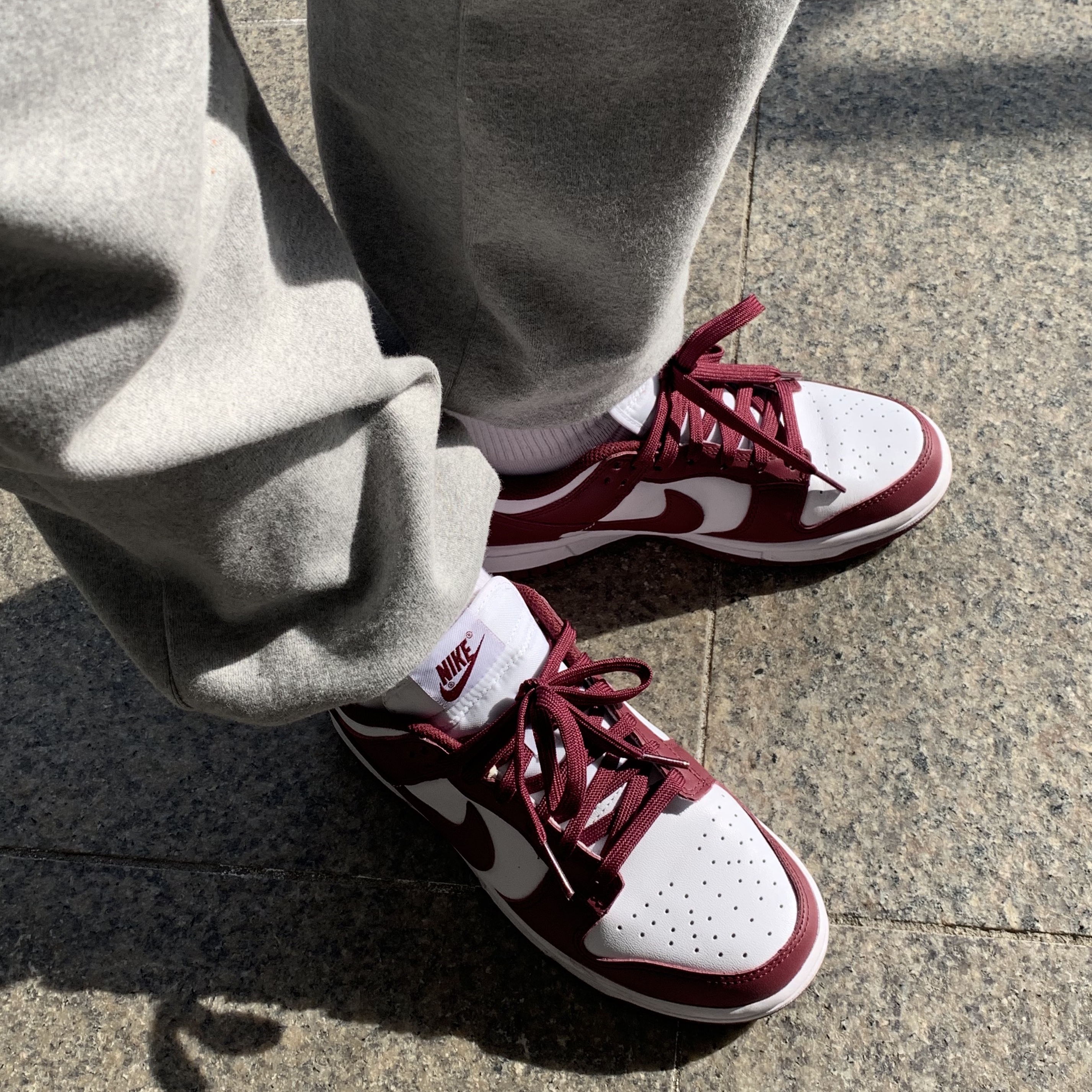 (W) Nike Dunk Low Bordeaux 착용 스타일