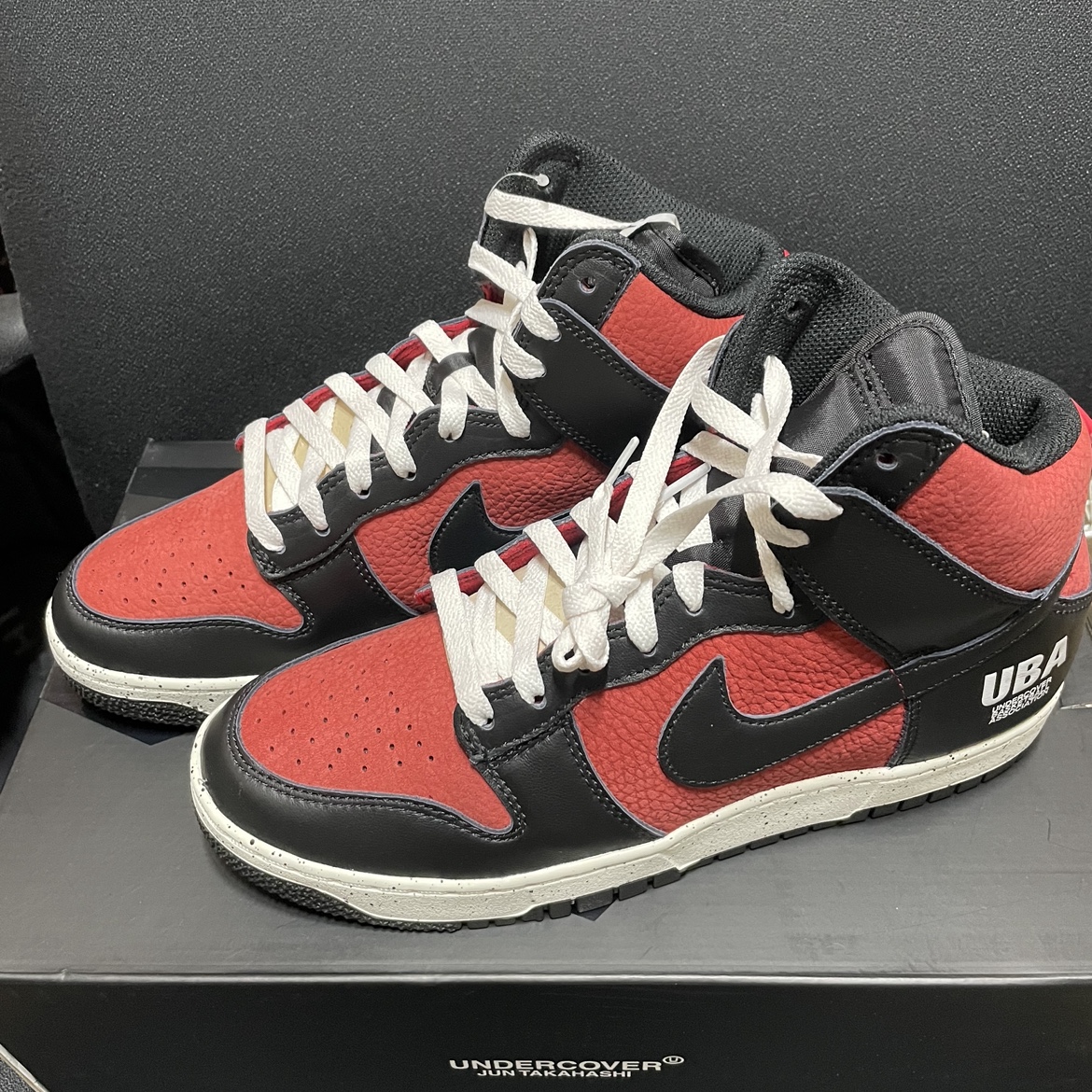 Nike x Undercover Dunk High 1985 Gym Red 착용 스타일