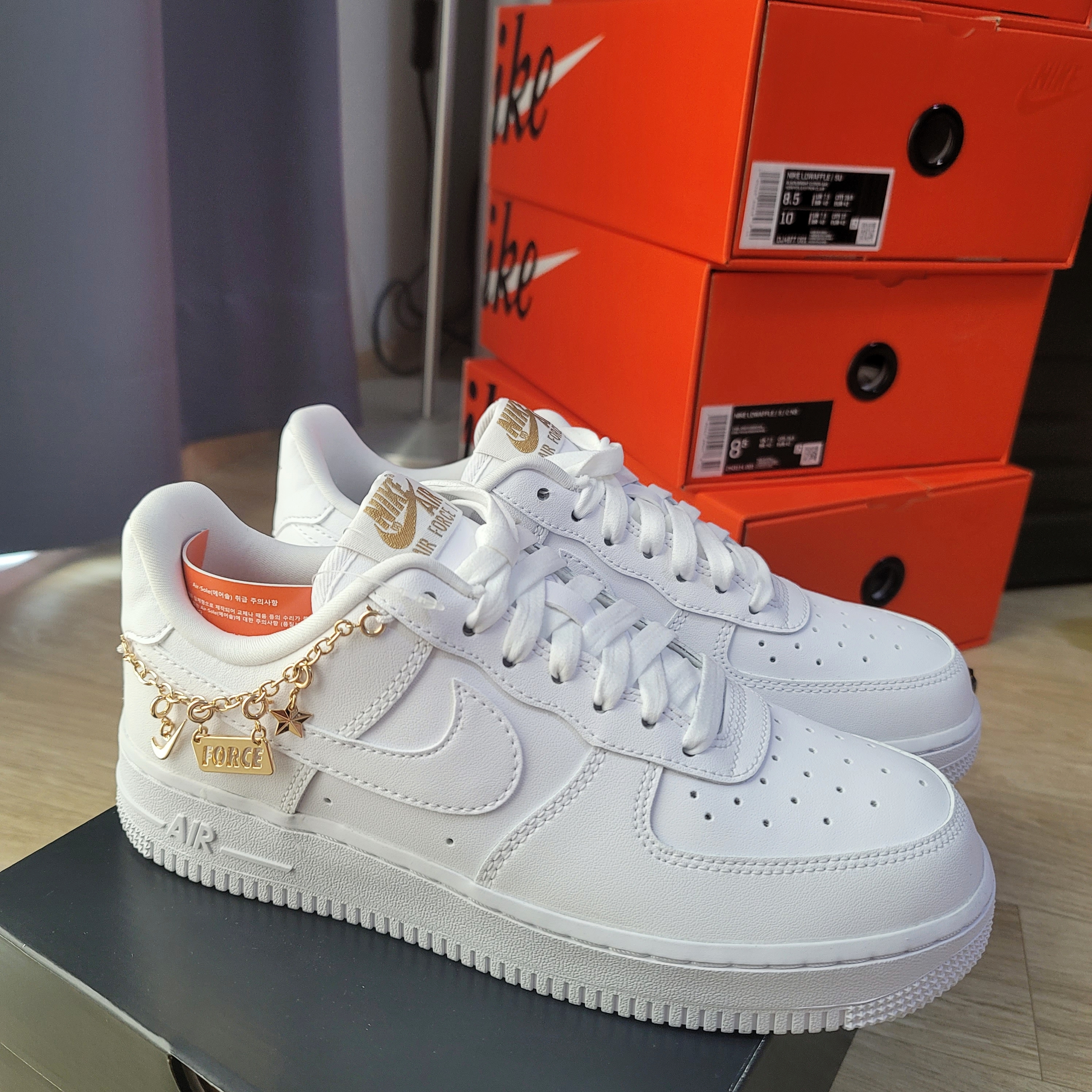 (W) Nike Air Force 1 '07 LX White Pendant 착용 스타일 - 2