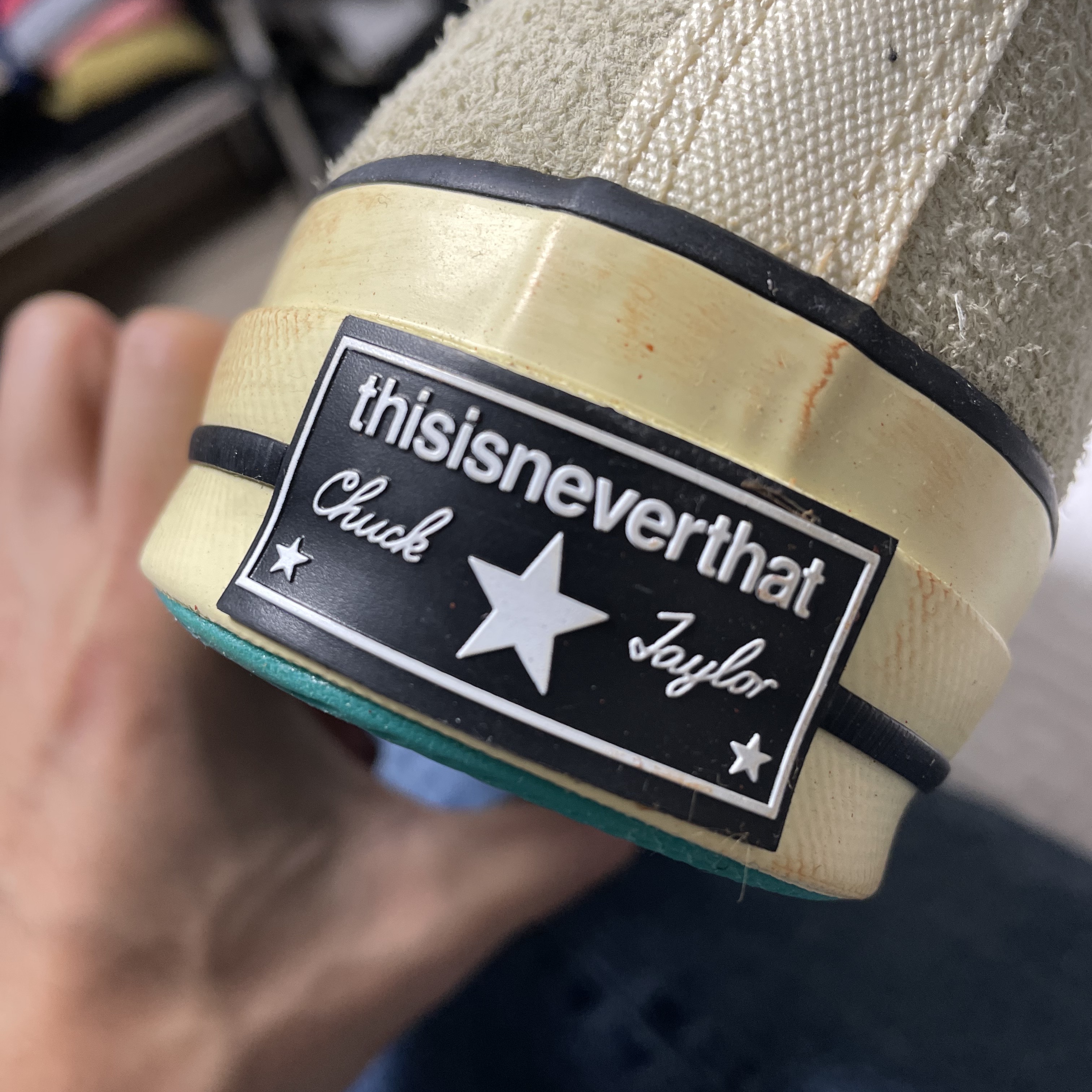 Converse x Thisisneverthat Chuck 70 High Lemon Icing 착용 스타일 - 2