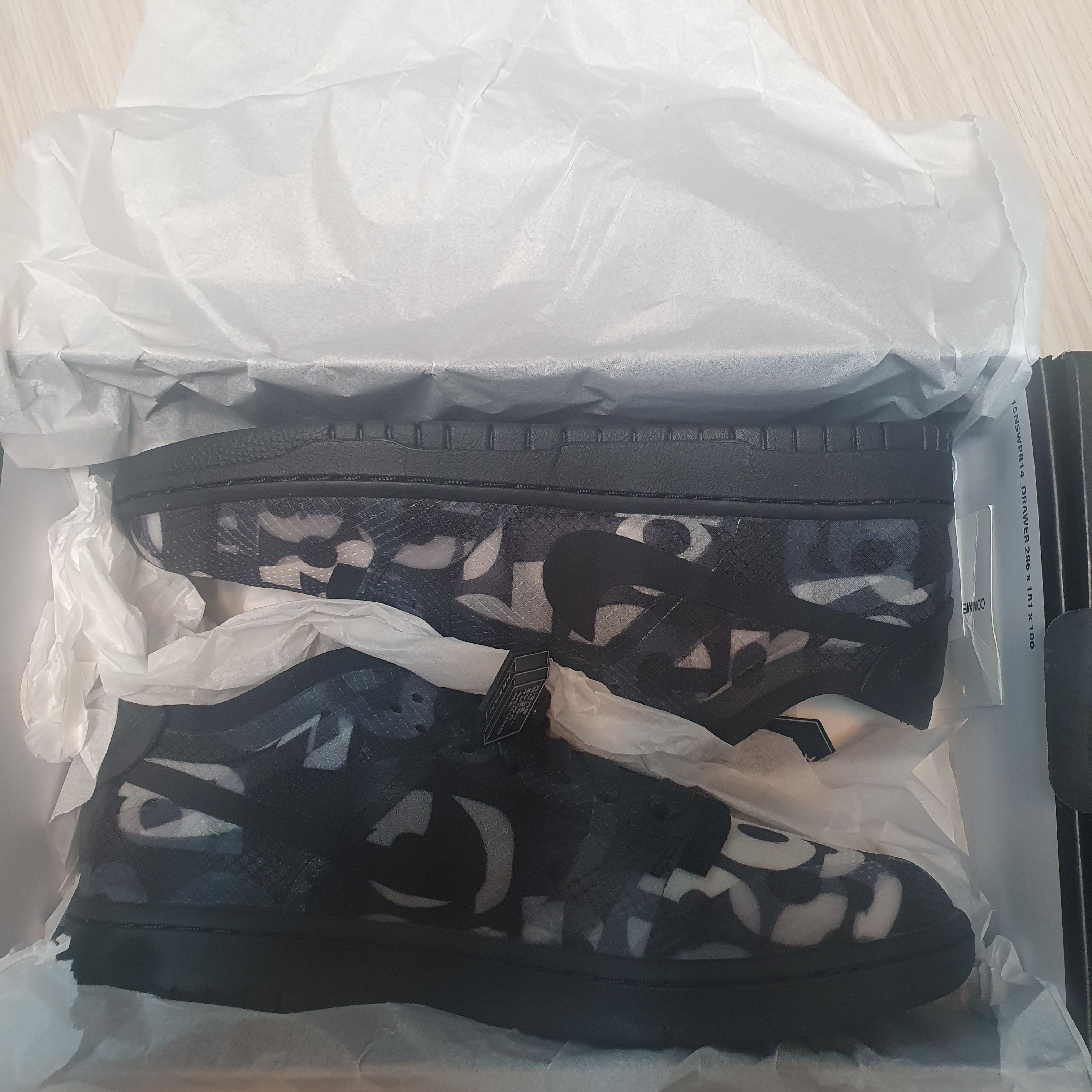 (W) Nike x Comme des Garcons Dunk Low Print 착용 스타일 - 2