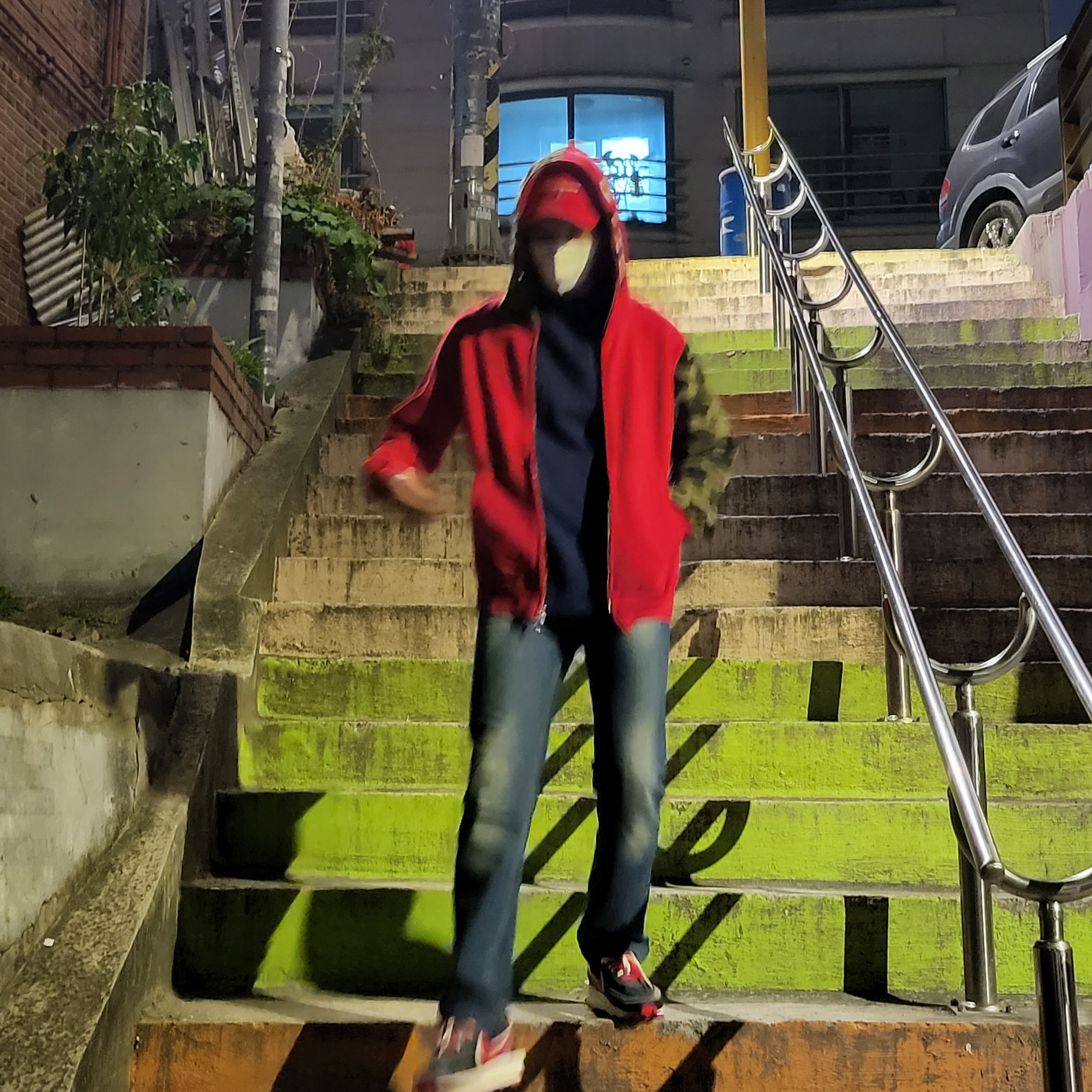 Nike x Sacai x Undercover LDWaffle Midnight Spruce University Red 착용 스타일 - 3