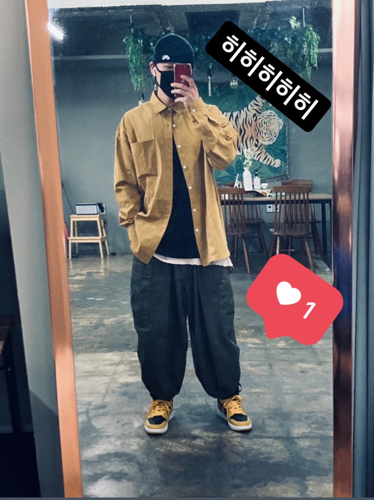 Jordan 1 Retro High OG Pollen 착용 스타일 - 1