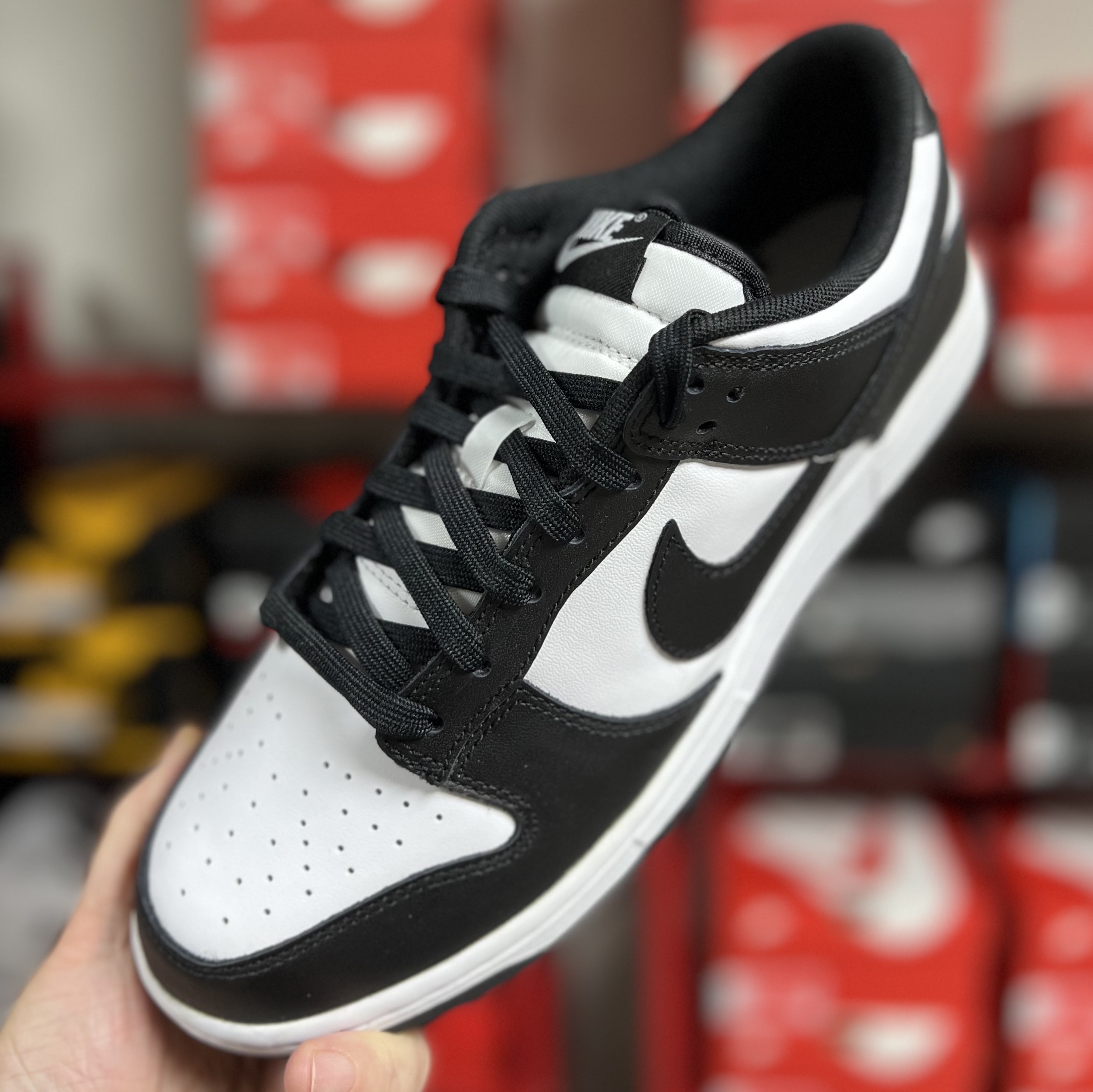 Nike Dunk Low Retro Black 착용 스타일 - 1