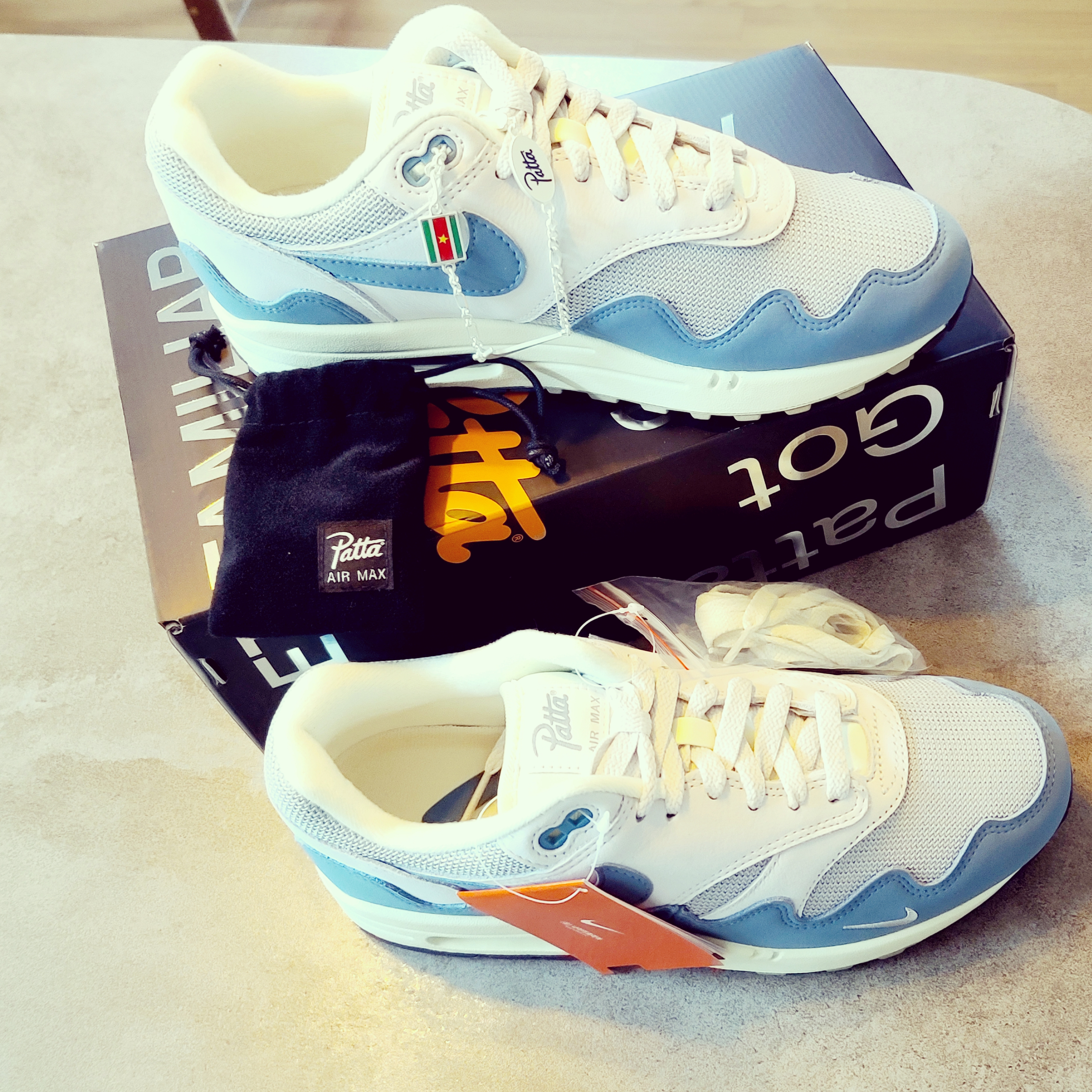 Nike x Patta Air Max 1 Noise Aqua 착용 스타일