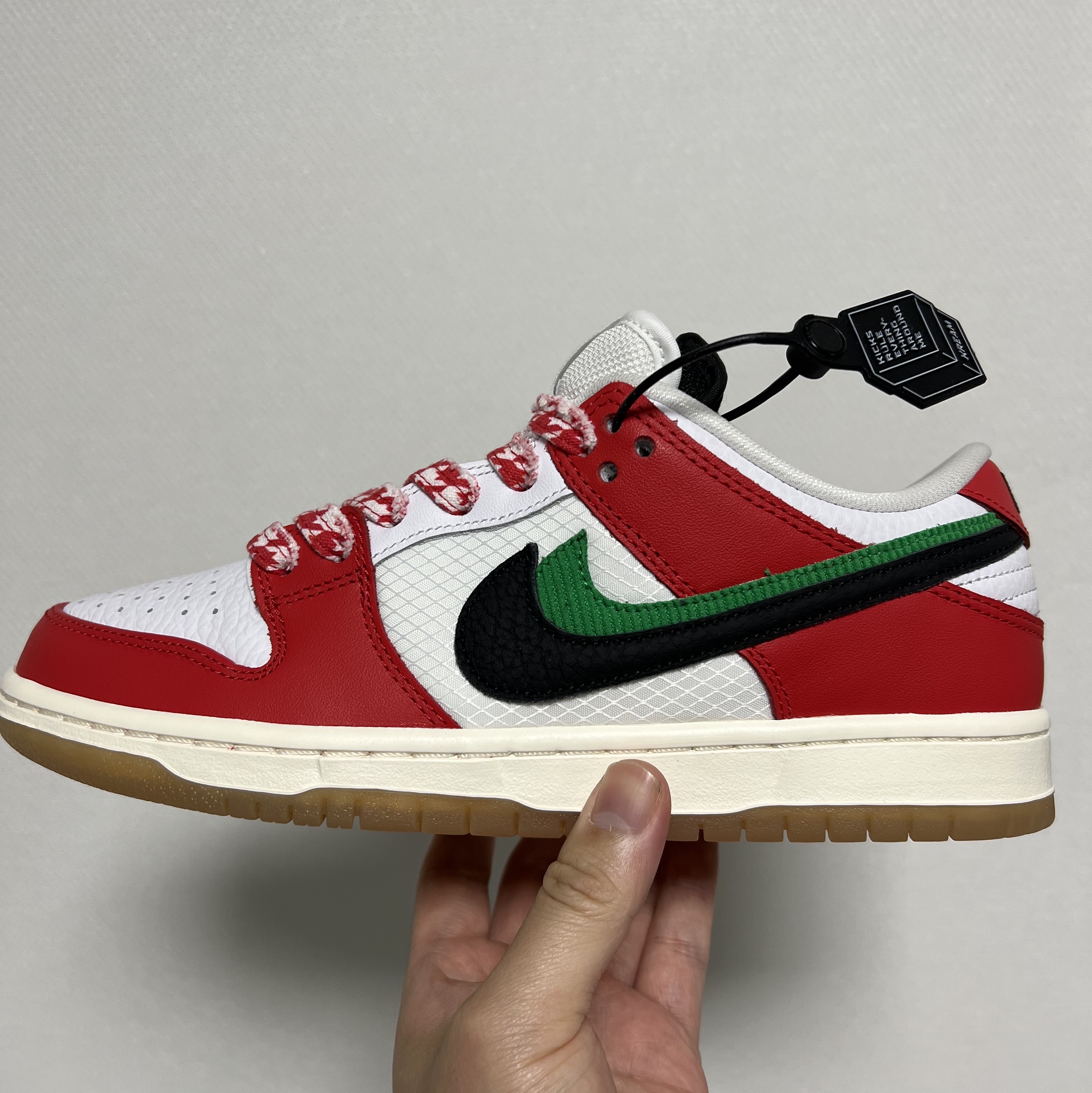 Nike x Frame Skate SB Dunk Low Pro Habibi 착용 스타일 - 1