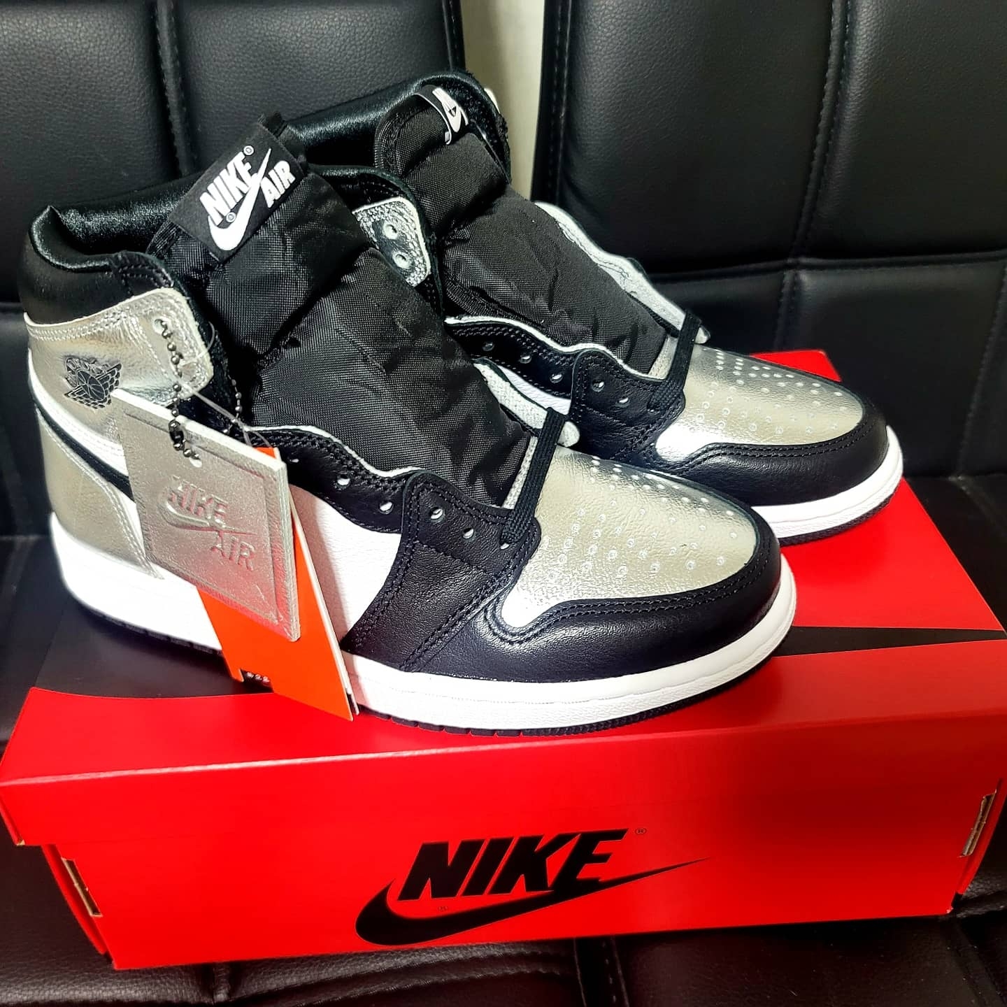 (W) Jordan 1 Retro High OG Silver Toe 착용 스타일 - 2
