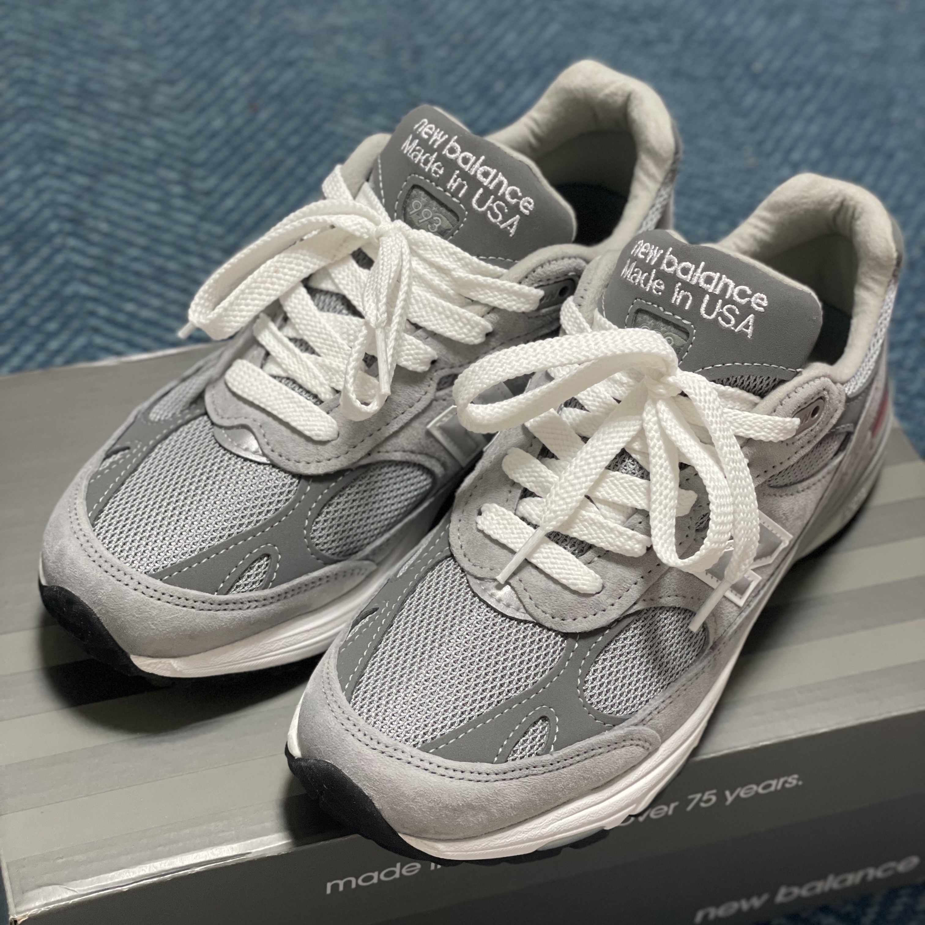 (W) New Balance 993 Made in USA Grey - B Standard 착용 스타일 - 2