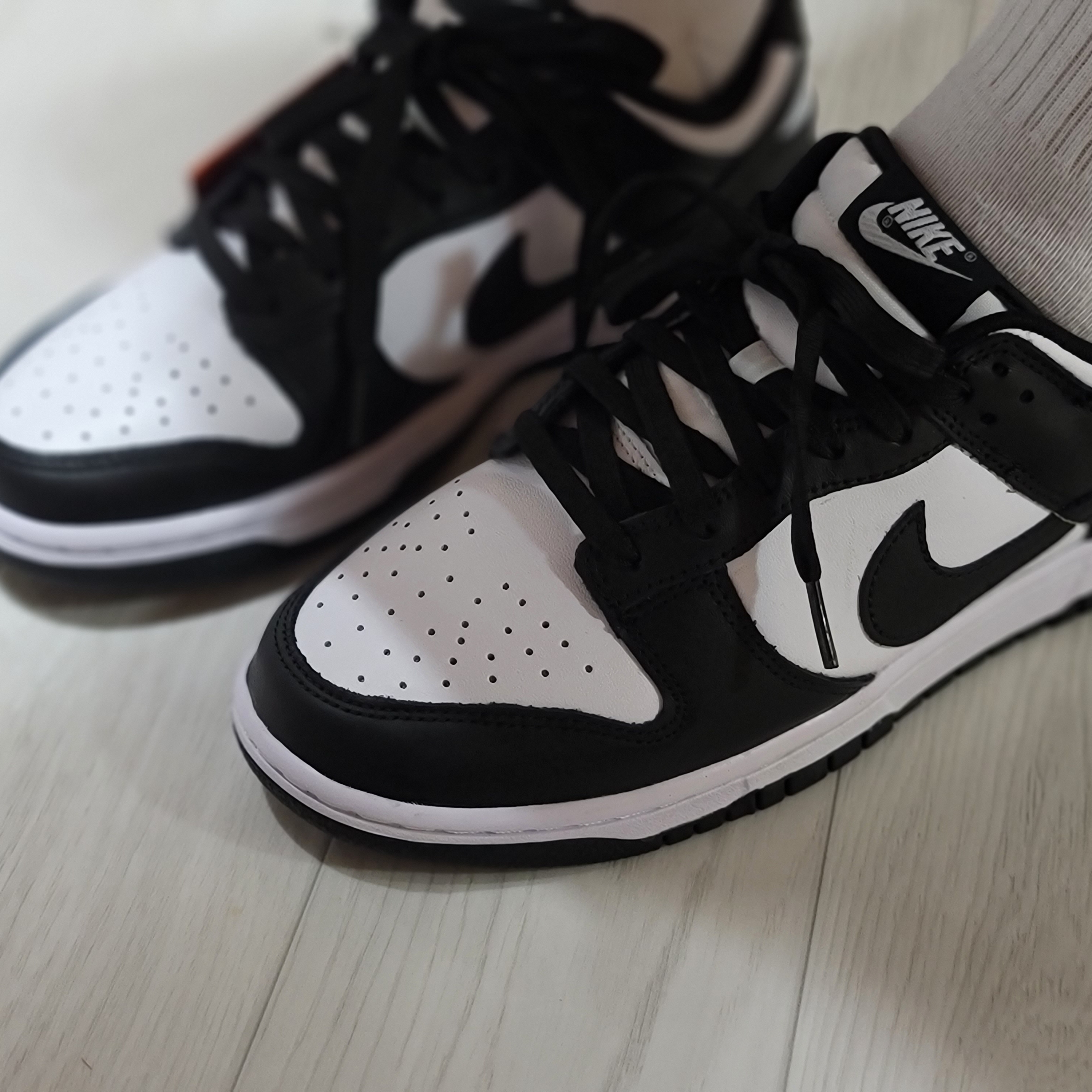 Nike Dunk Low Retro Black 착용 스타일 - 4
