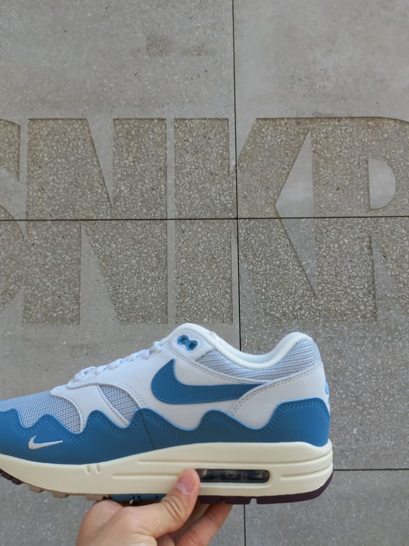 Nike x Patta Air Max 1 Monarch, Nike x Patta Air Max 1 Noise Aqua 착용 스타일 - 3