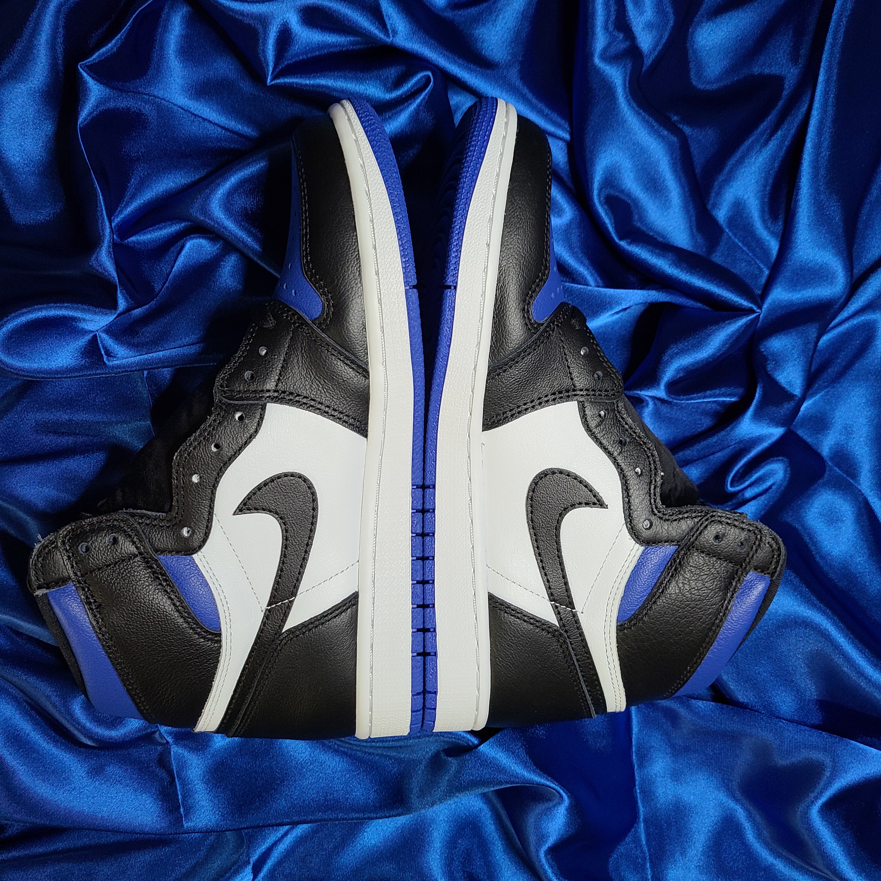 Jordan 1 Retro High OG Royal Toe 착용 스타일 - 1
